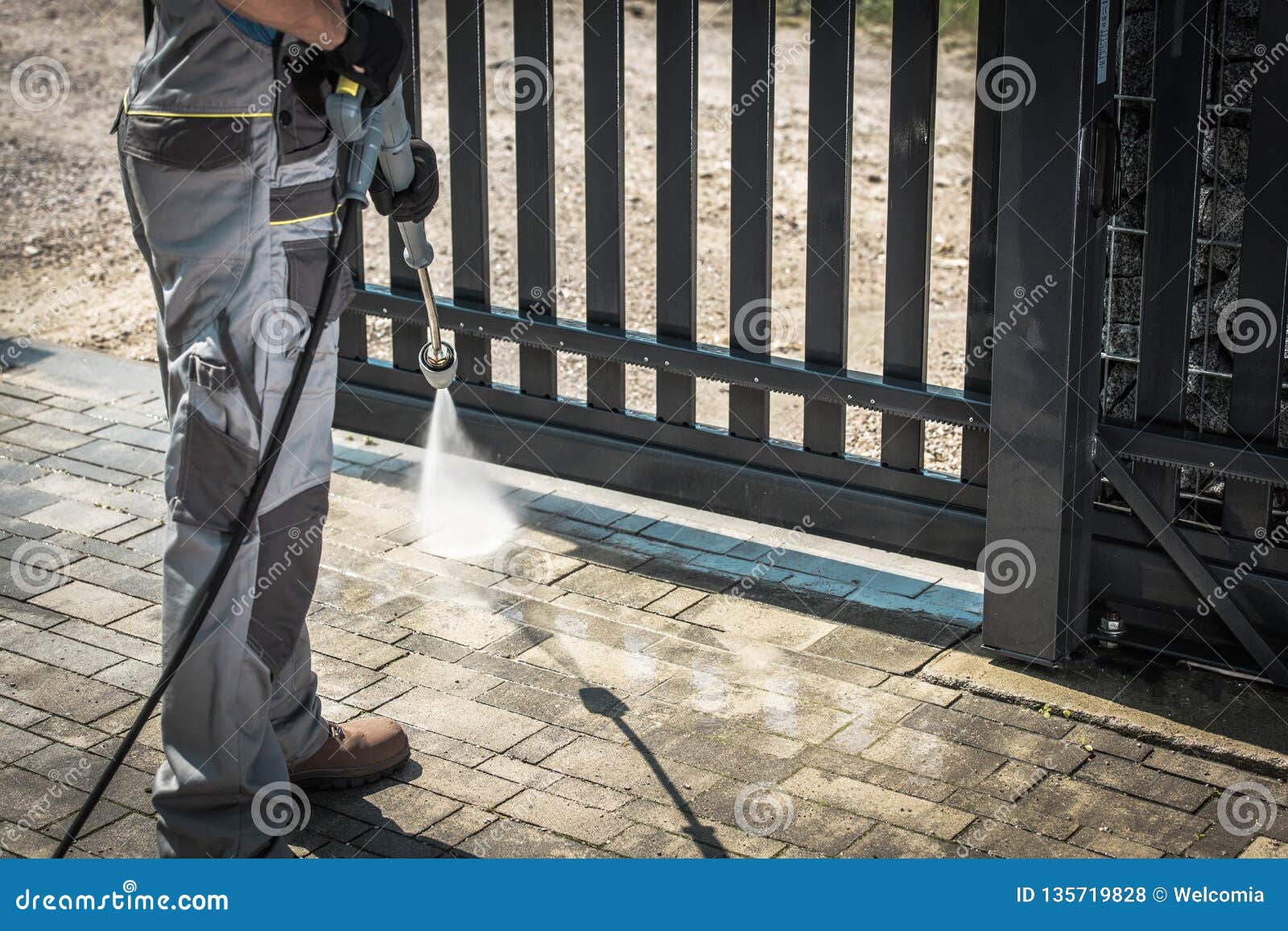 driveway pressure washing