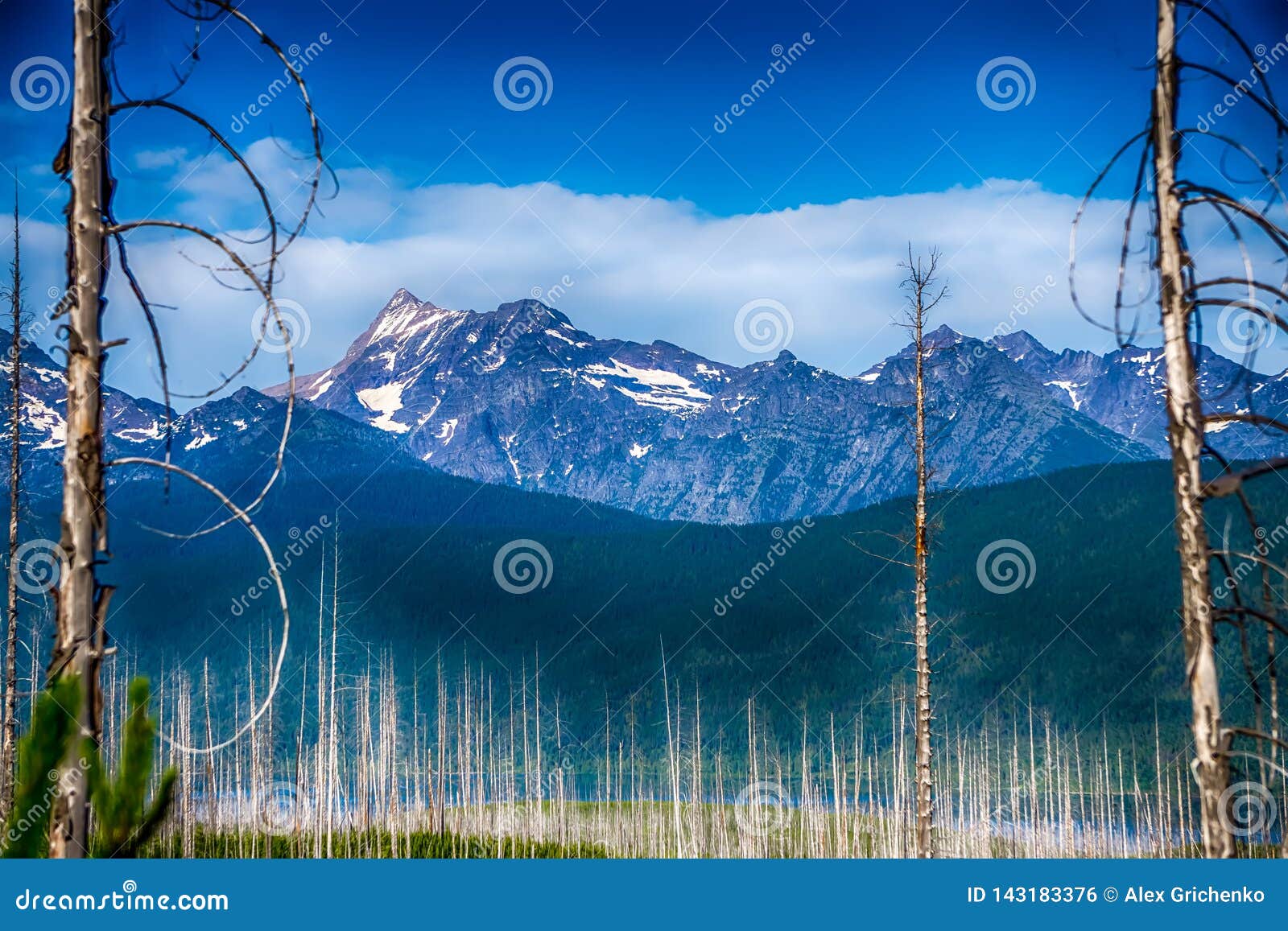 driving along lake mcdonald roads in glacier national park montana