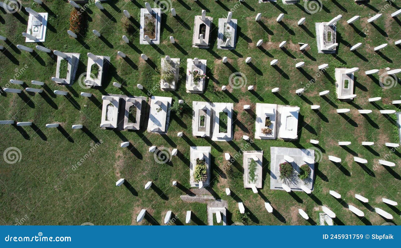 Martyrs Memorial Cemetery stock image. Image of historic - 245931759