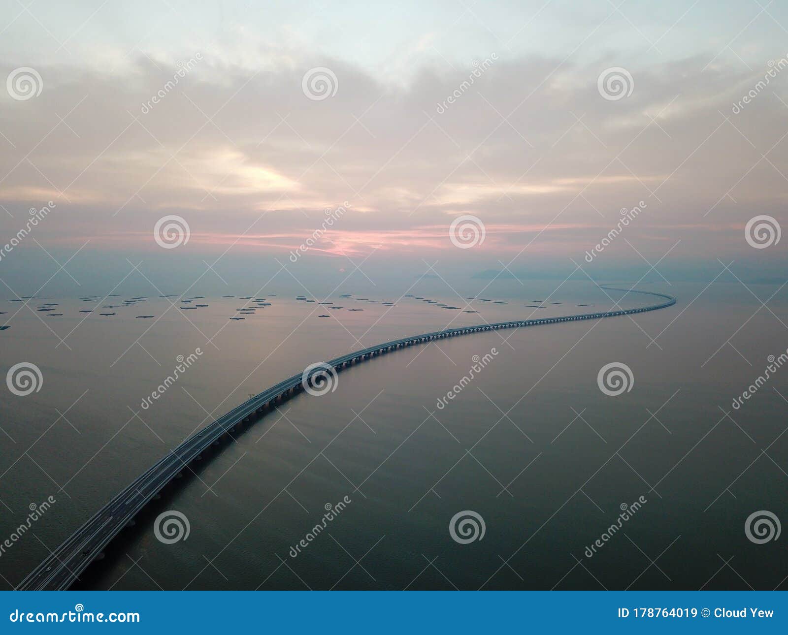 Sunset Of Curve Sultan Abdul Halim Muadzam Shah Bridge Stock Image Image Of Horizontal Length 178764019