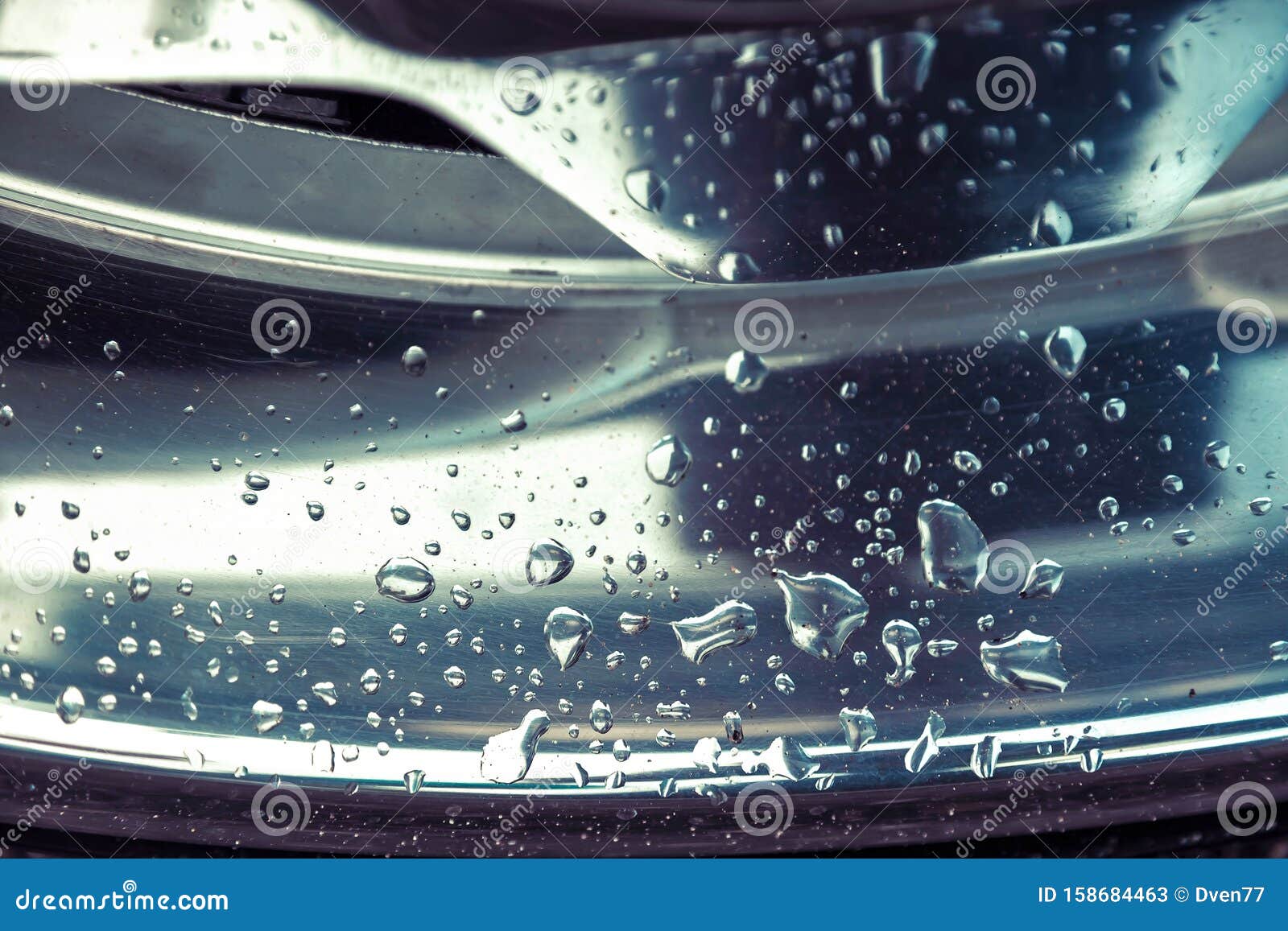 Drops of Rain on the Polished Surface of the Disk. on the Rim