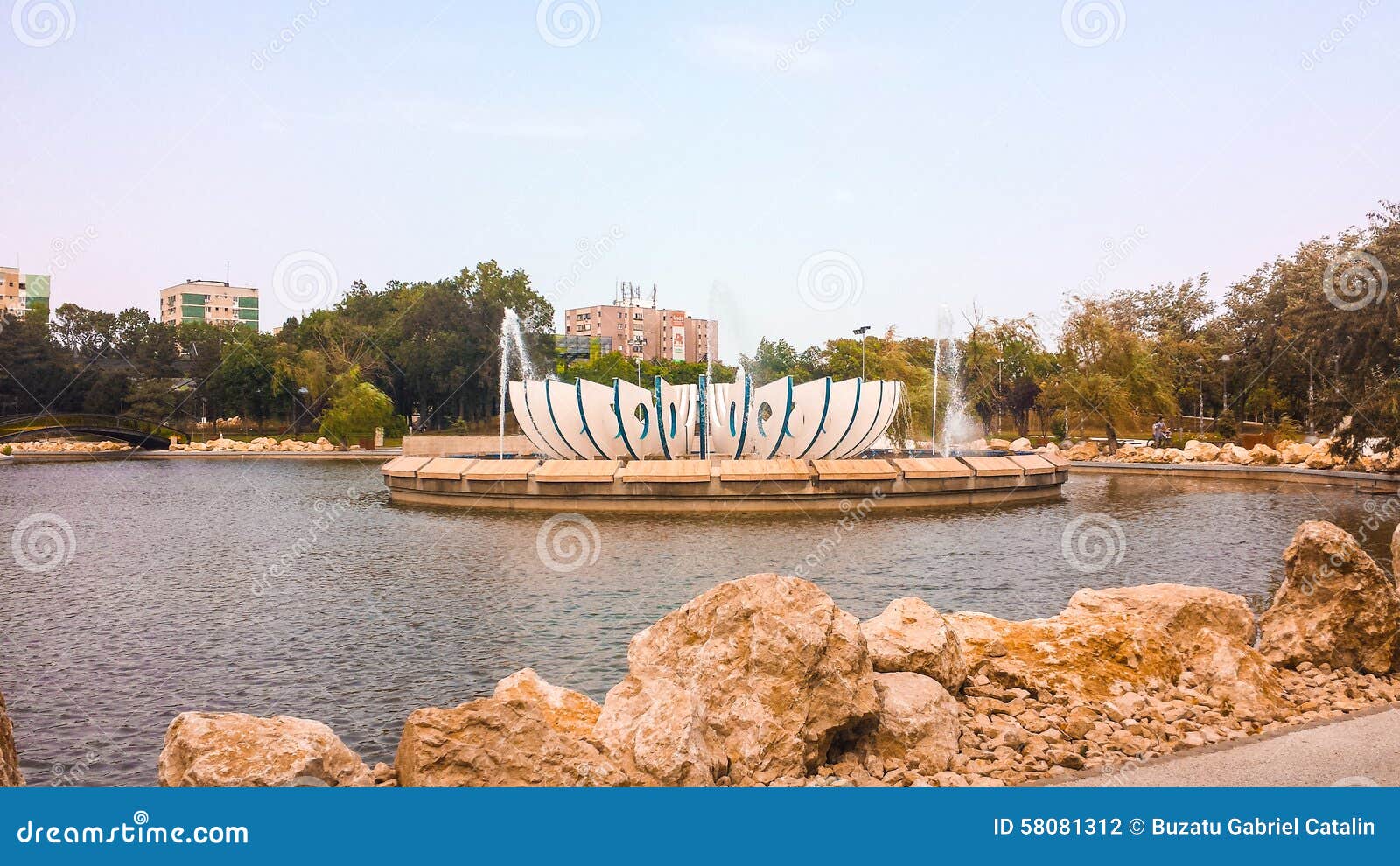 Drumul taberei park editorial photography. Image of outside 58081312