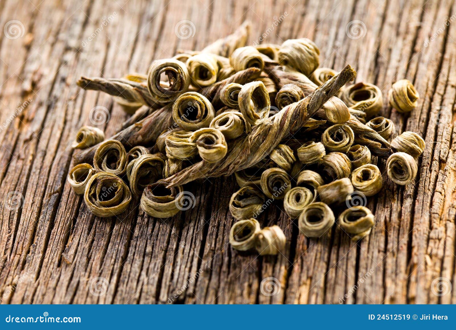 Dry leaves of green tea stock image. Image of ingredient 24512519