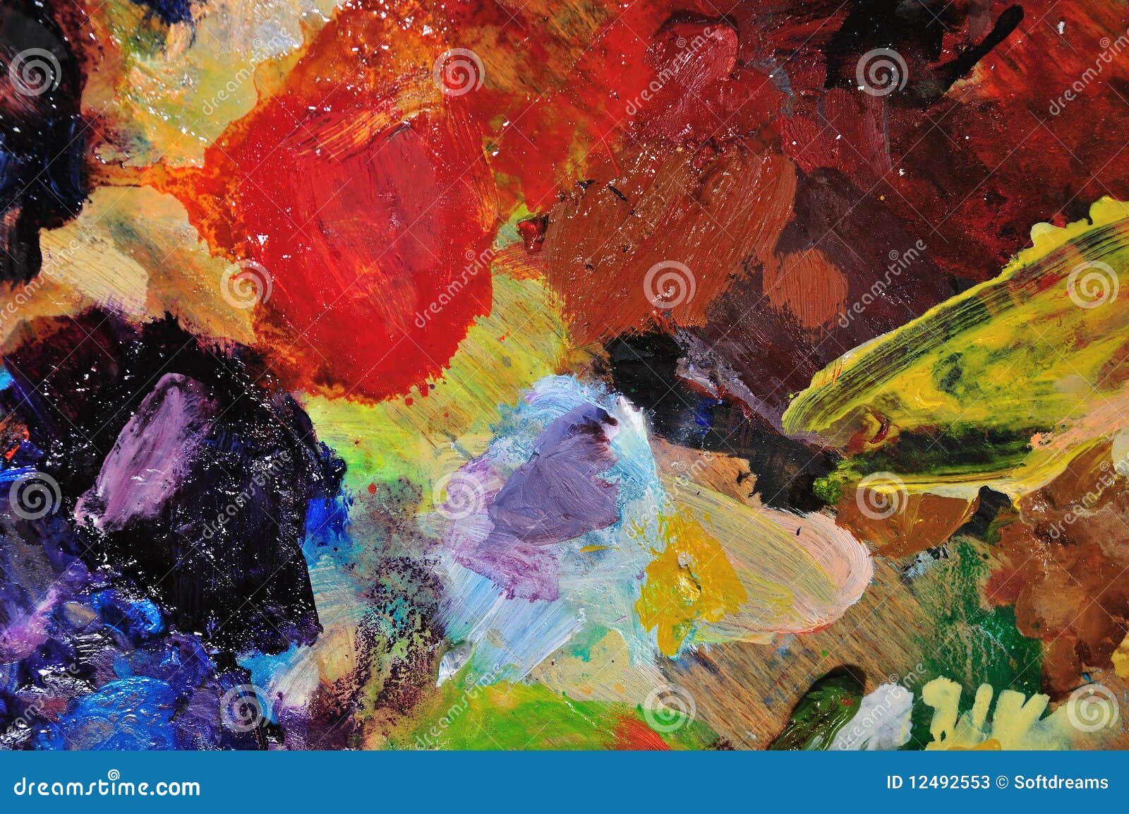 DRY OIL ARTIST PALETTE stock image. Image of equipment 12492553