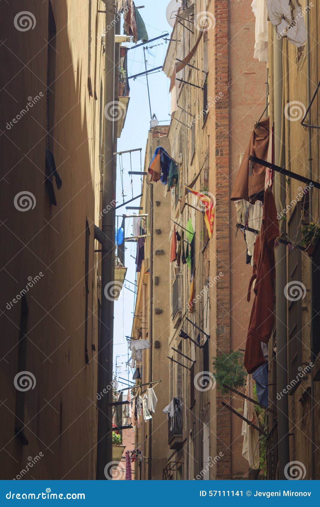 drying clothes on the upper floors