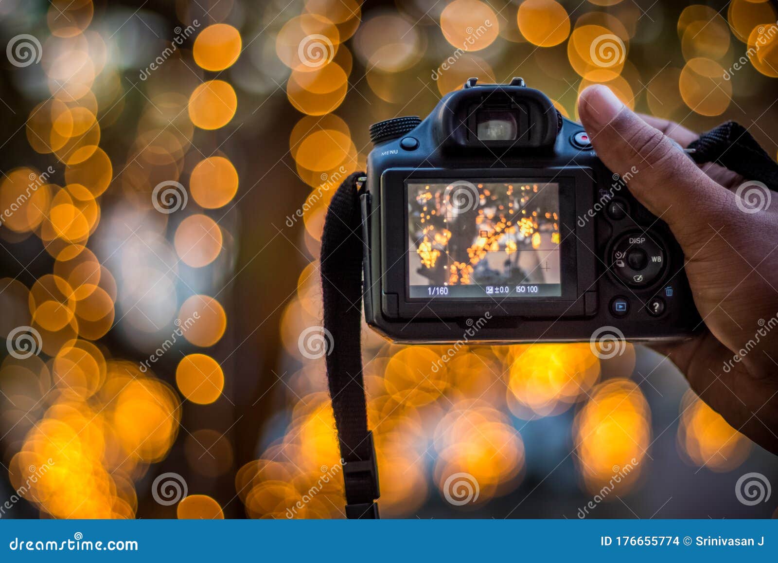 DSLR Camera on Bokeh Background - Black DSLR Camera with Bokeh ...