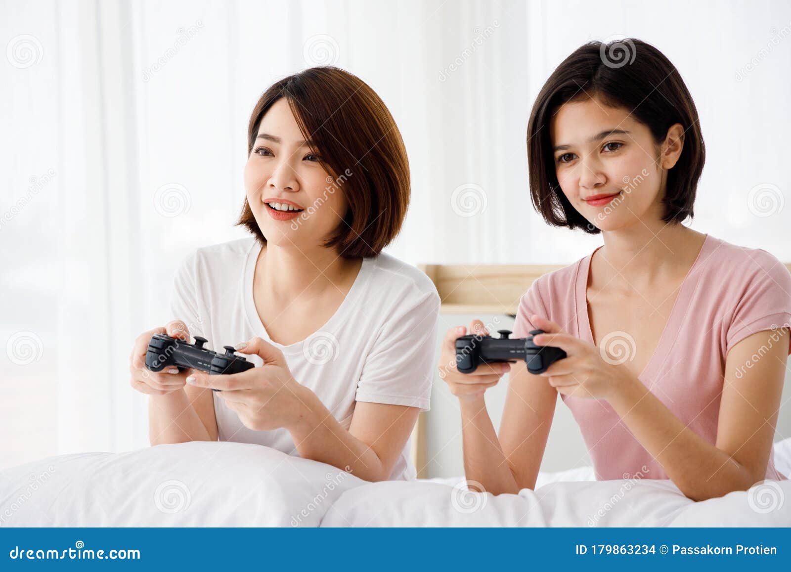 Garotas que jogam video game