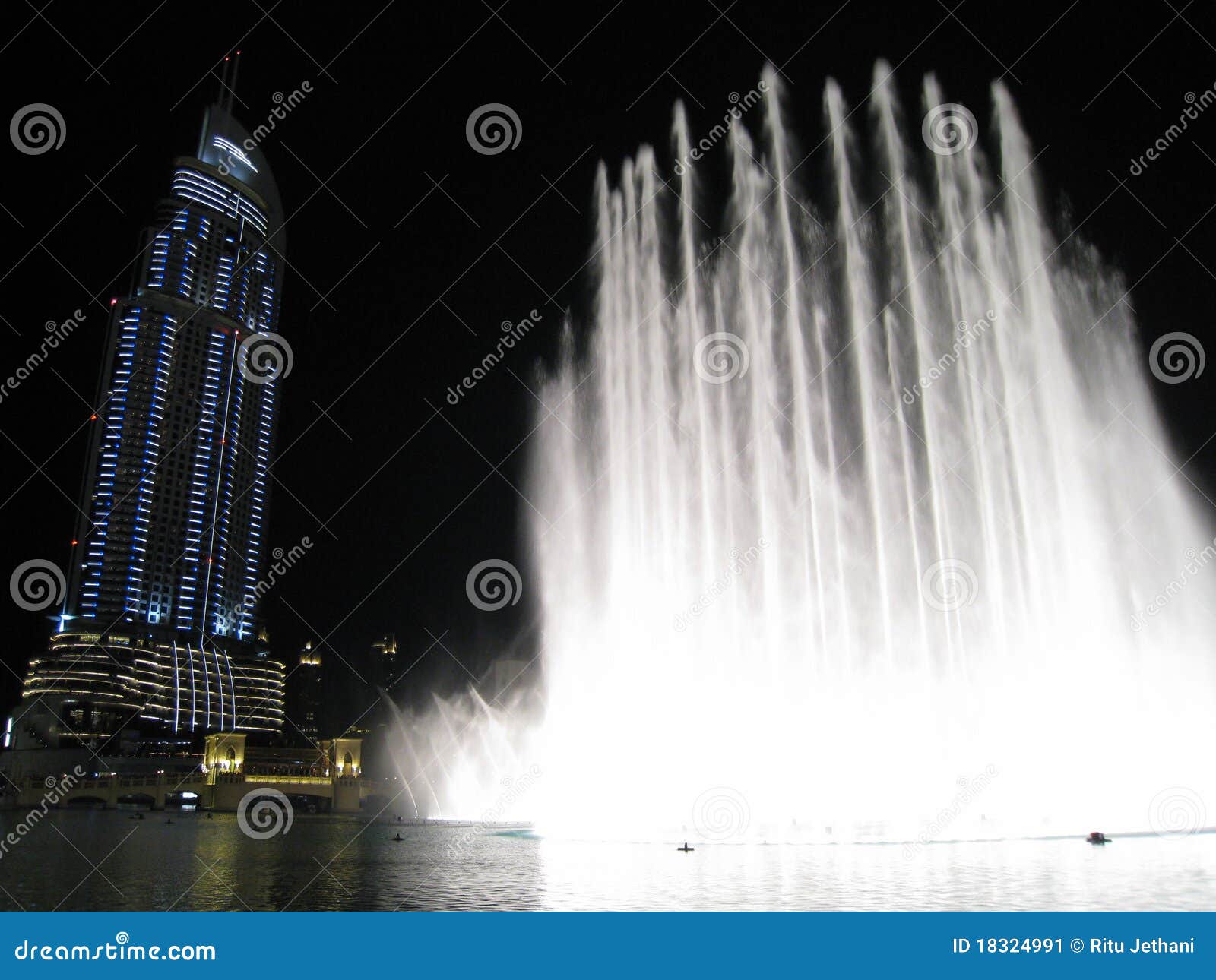 Dubai Fountains at Night stock image. Image of development 18324991