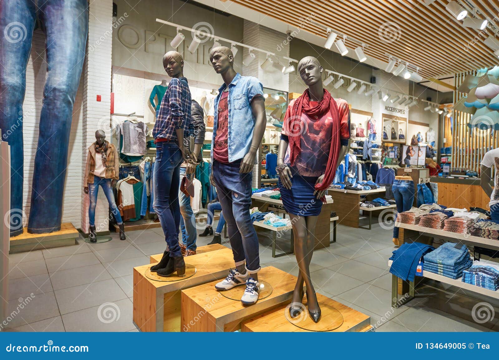 World Apparel Store Apparel Store In Dubai