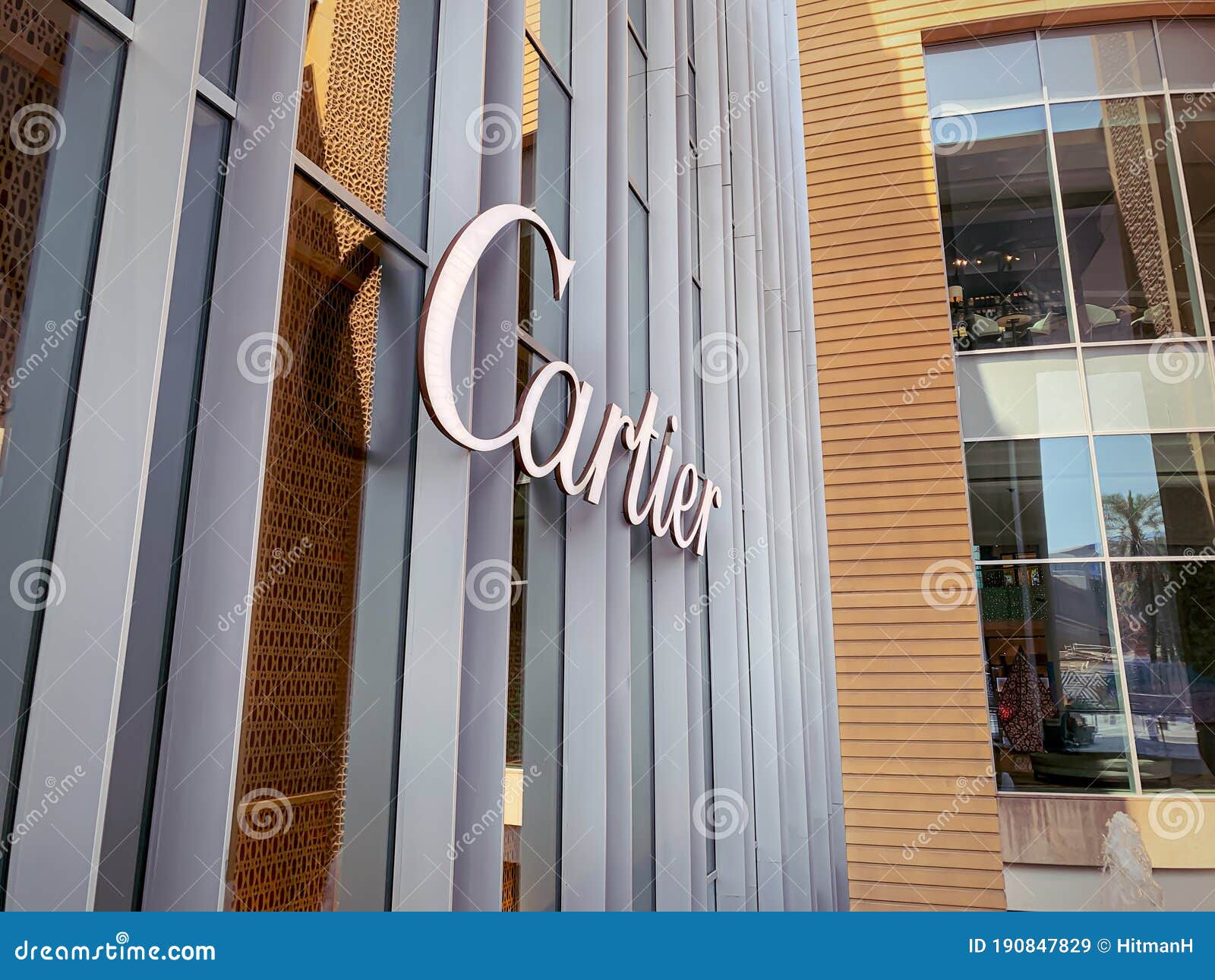 buy cartier in dubai