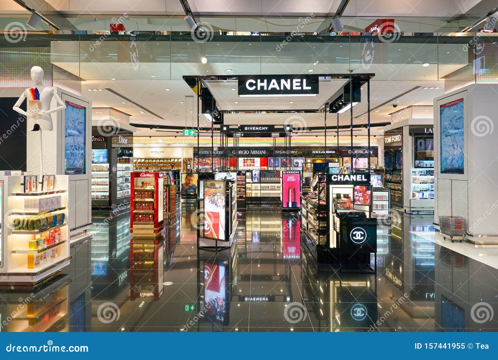 cartier store dubai airport