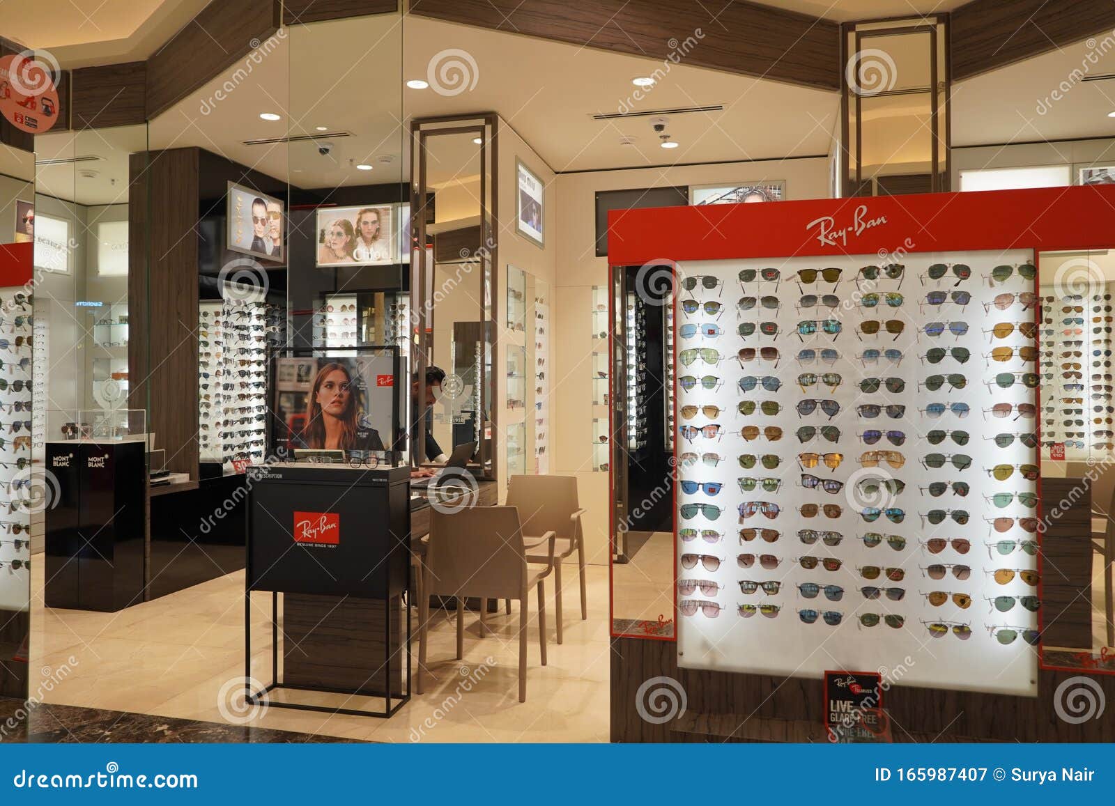 ray ban sunglasses retailers