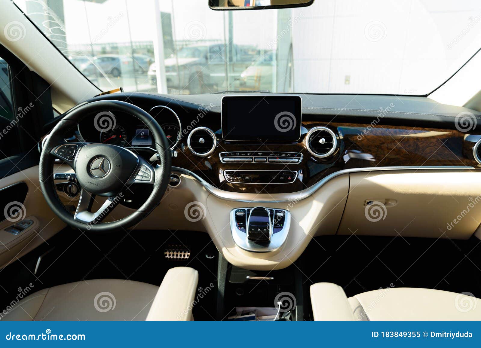 mercedes vito luxury van