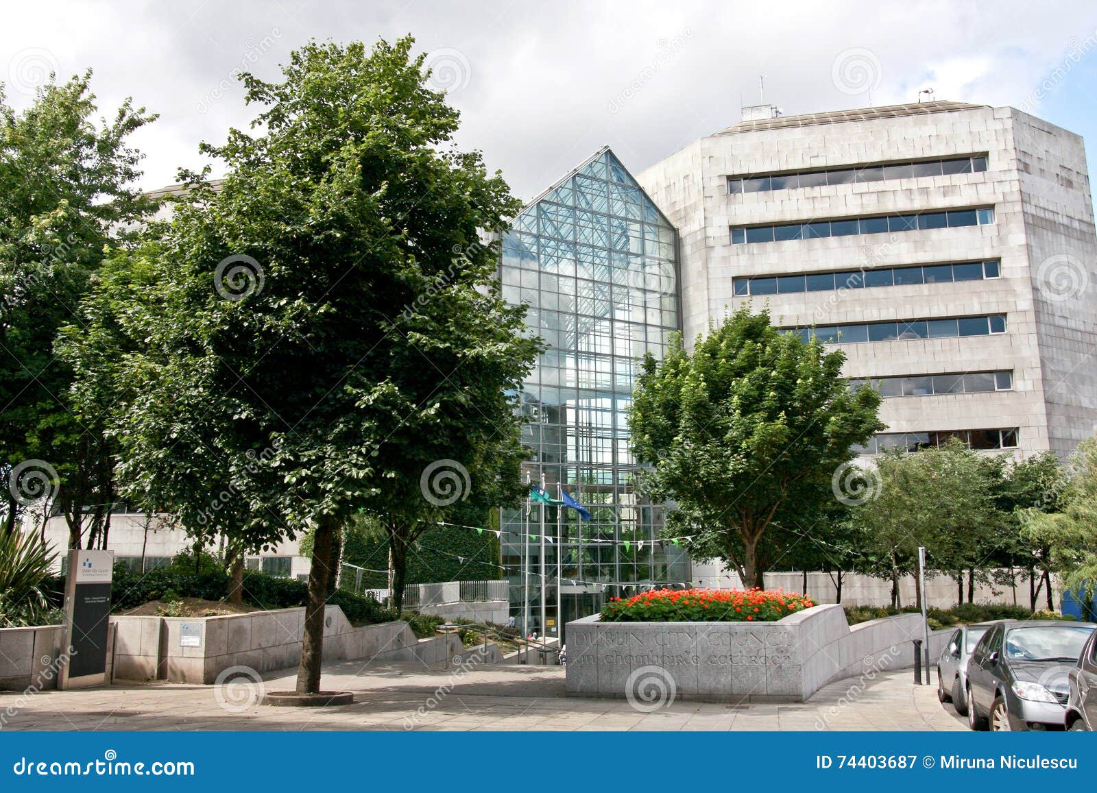 Dublin City Council, Irland. Die bürgerlichen Büros, hölzernes Quay
Exekutiv- und Verwaltungsbüros