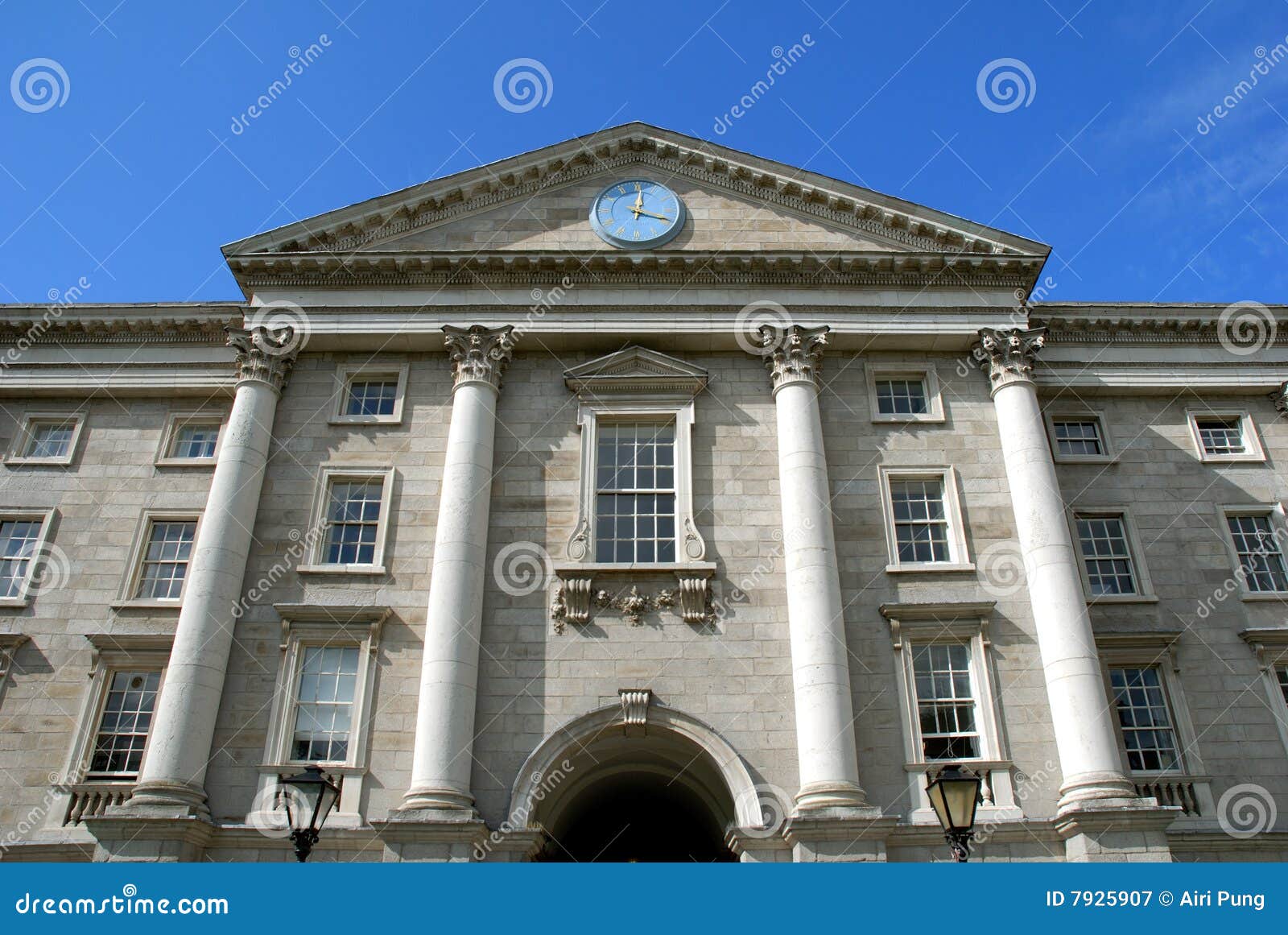 dublin,trinity college, main entrance