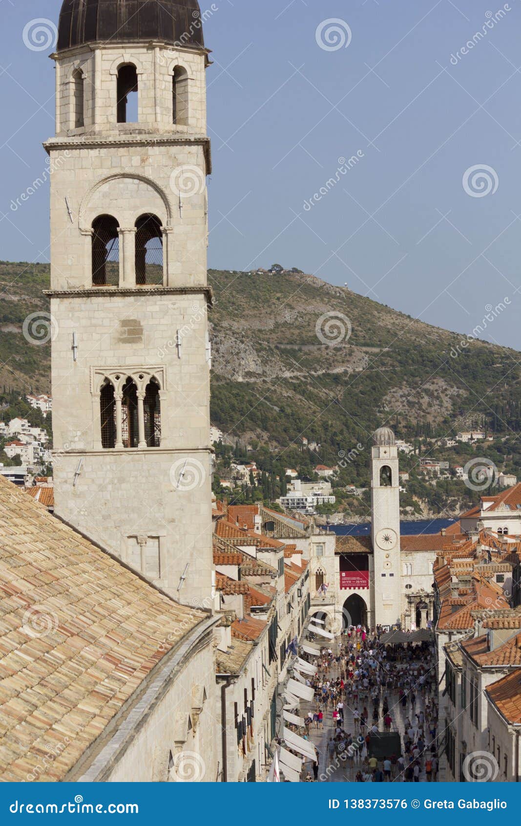 Dubrovnik-Stadt, Mit Seinem Glockenturm Stockfoto - Bild ...