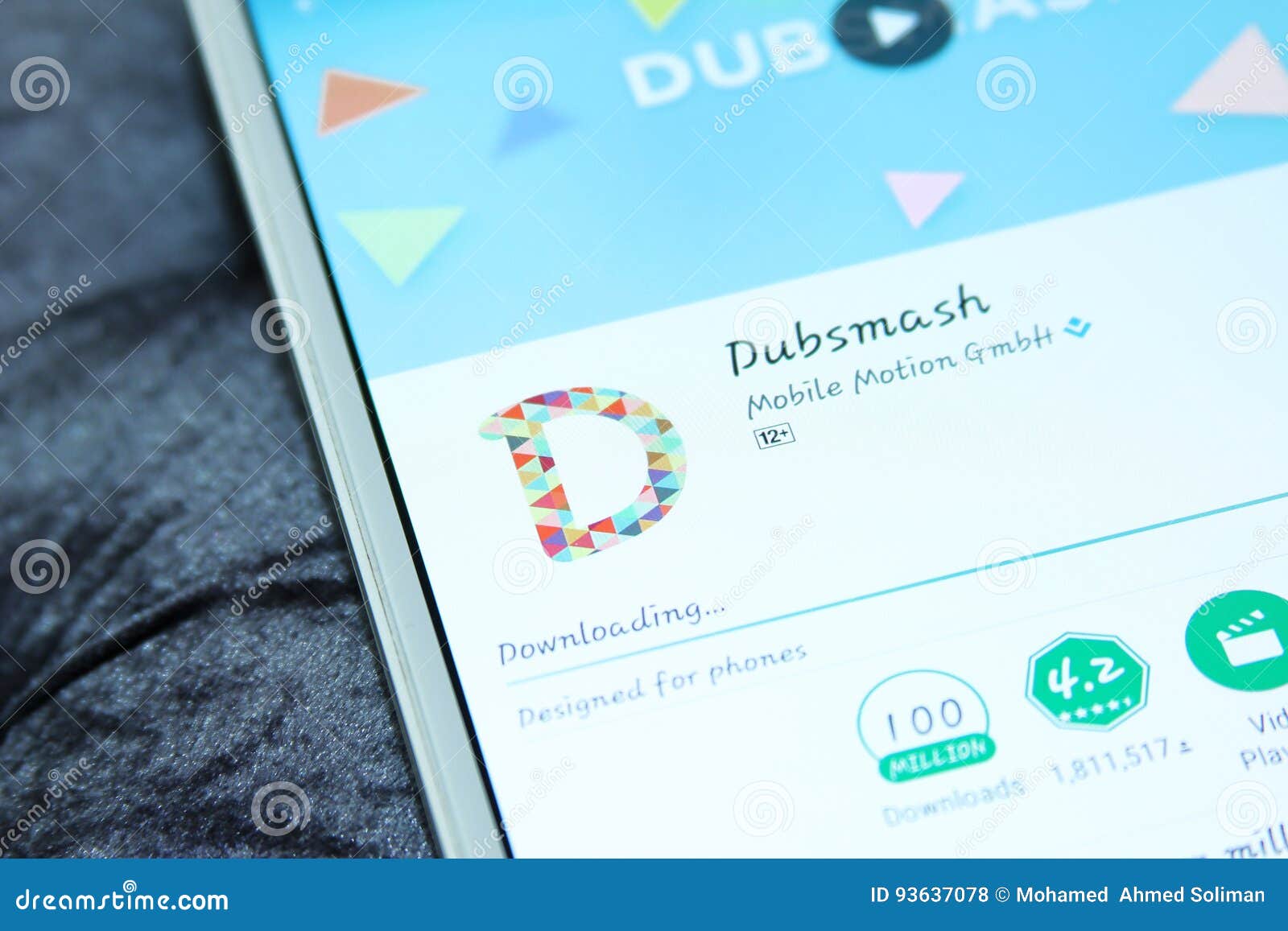 Dubsmash Mobile App Editorial Stock Photo Image Of Logo 93637078