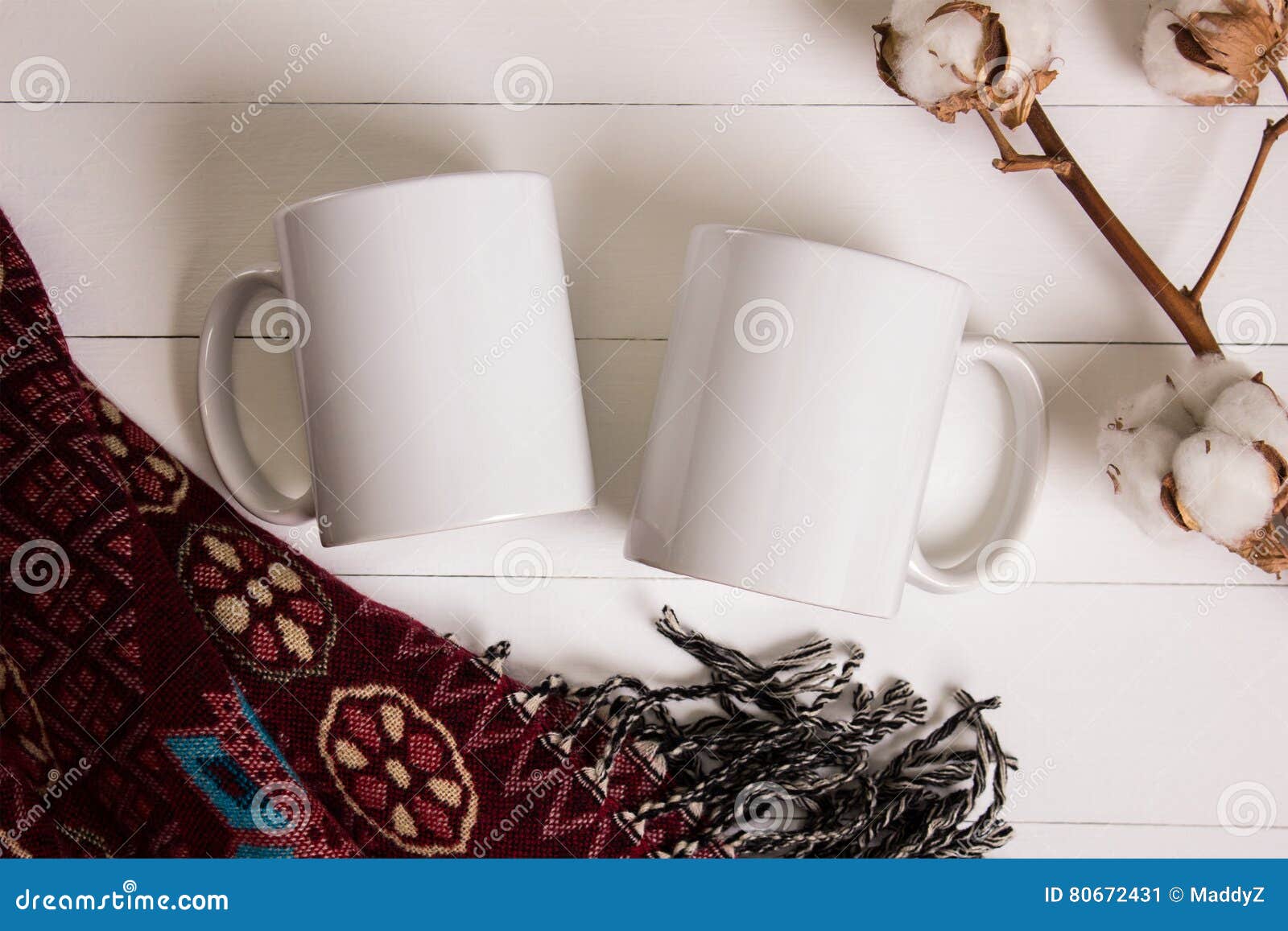 Due Tazze Bianche, Paia Delle Tazze, Modello Immagine Stock - Immagine di  caffè, decorazione: 80672431