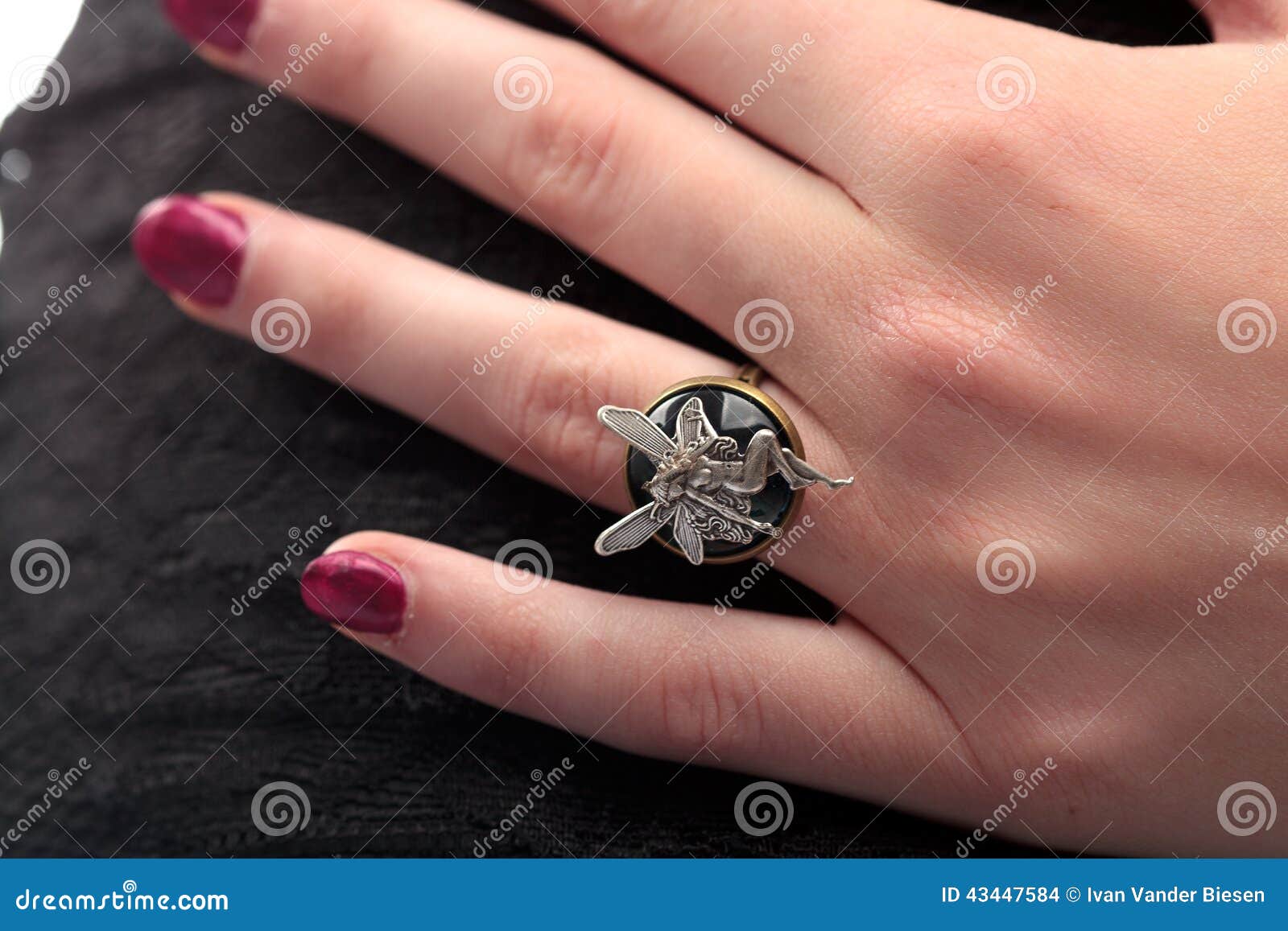 Unhas - \, image size:1600x1157