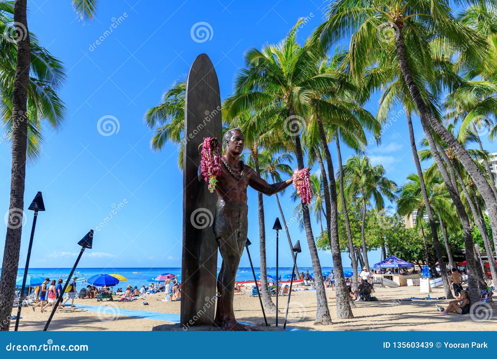 Duke Kahanamoku Iconic Statue At Sunset In Waikiki Beach Editorial 