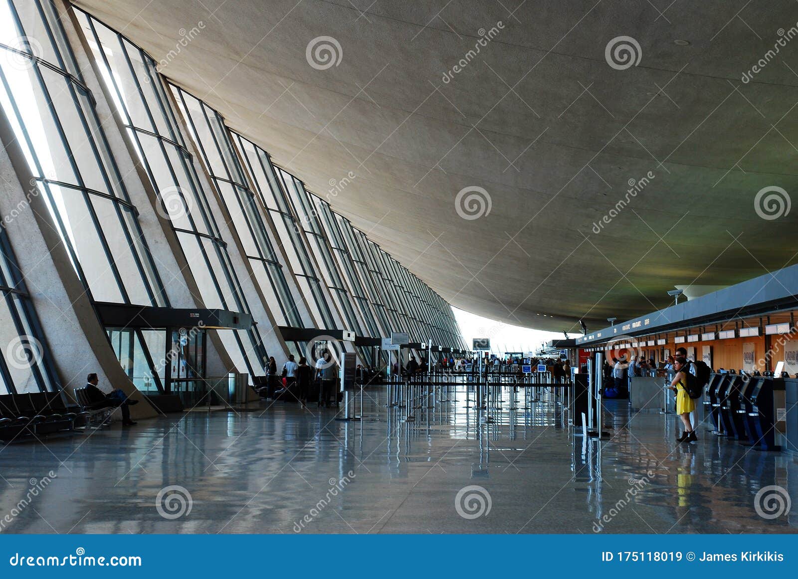 Are Dogs Allowed In Dulles Airport