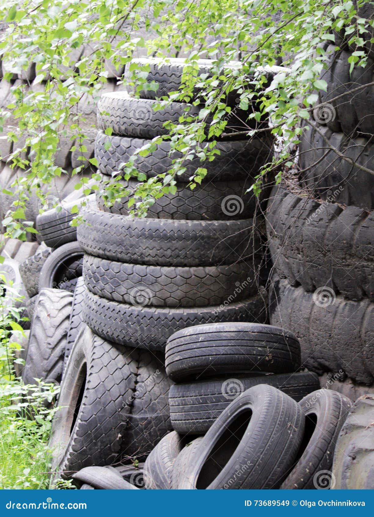 dumping of tires on the wheels in the open air.