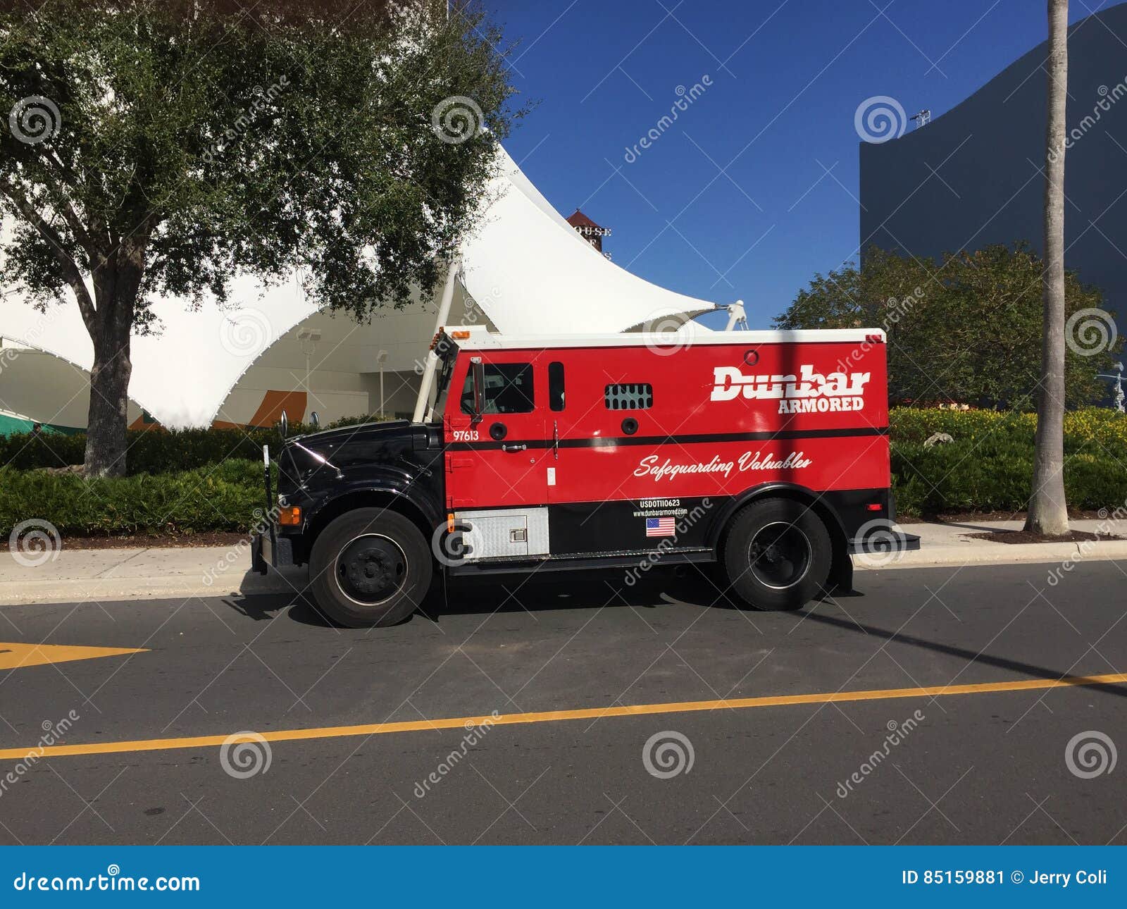 Dunbar Armored Vehicle editorial photo. Image of doors 85159881