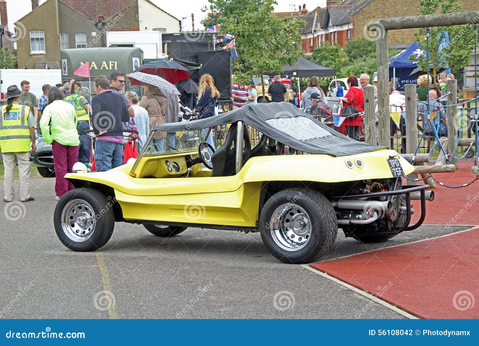 vintage buggy car