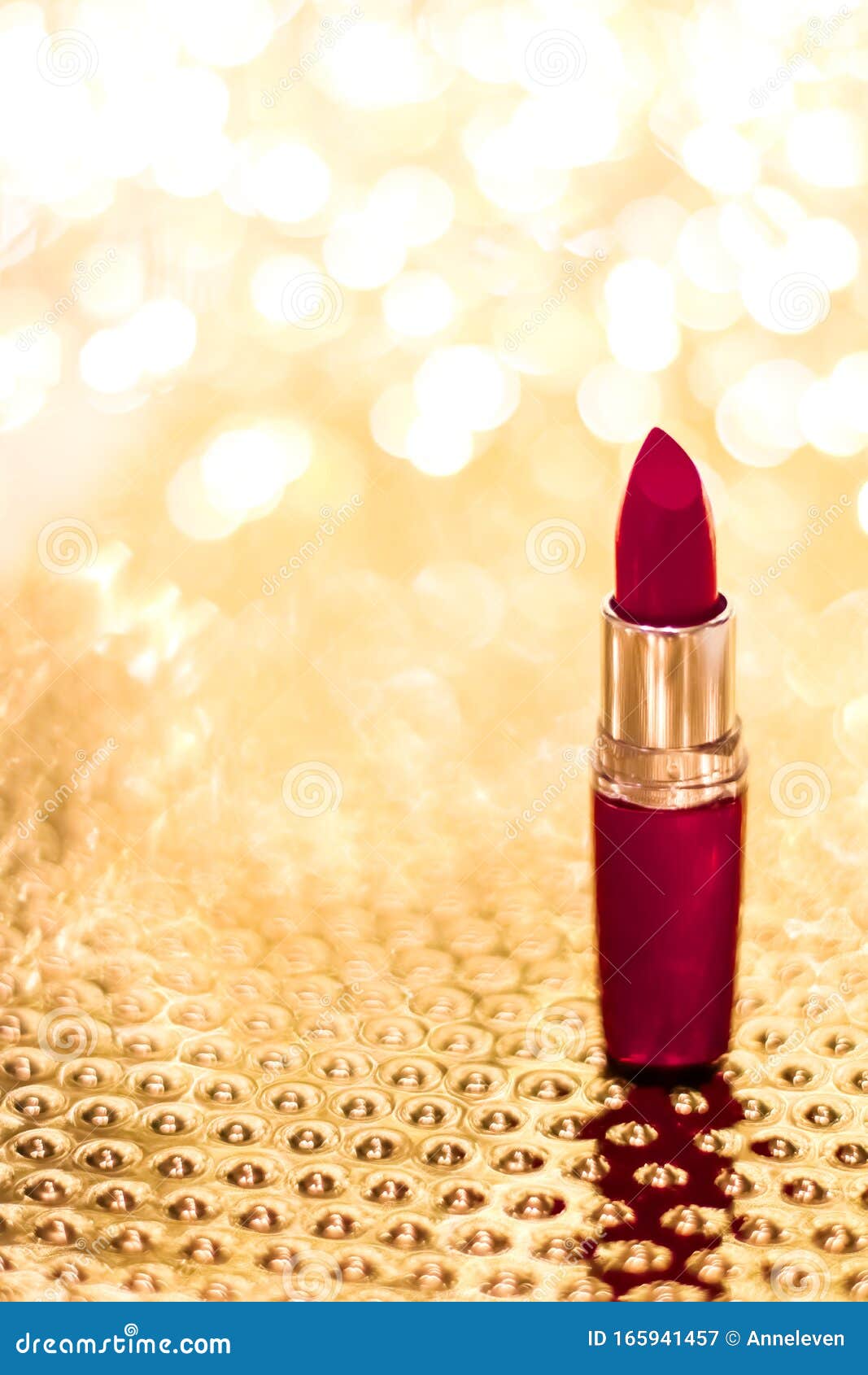 130 Dunkelroter Lippenstift Fotos Kostenlose Und Royalty Free Stock Fotos Von Dreamstime