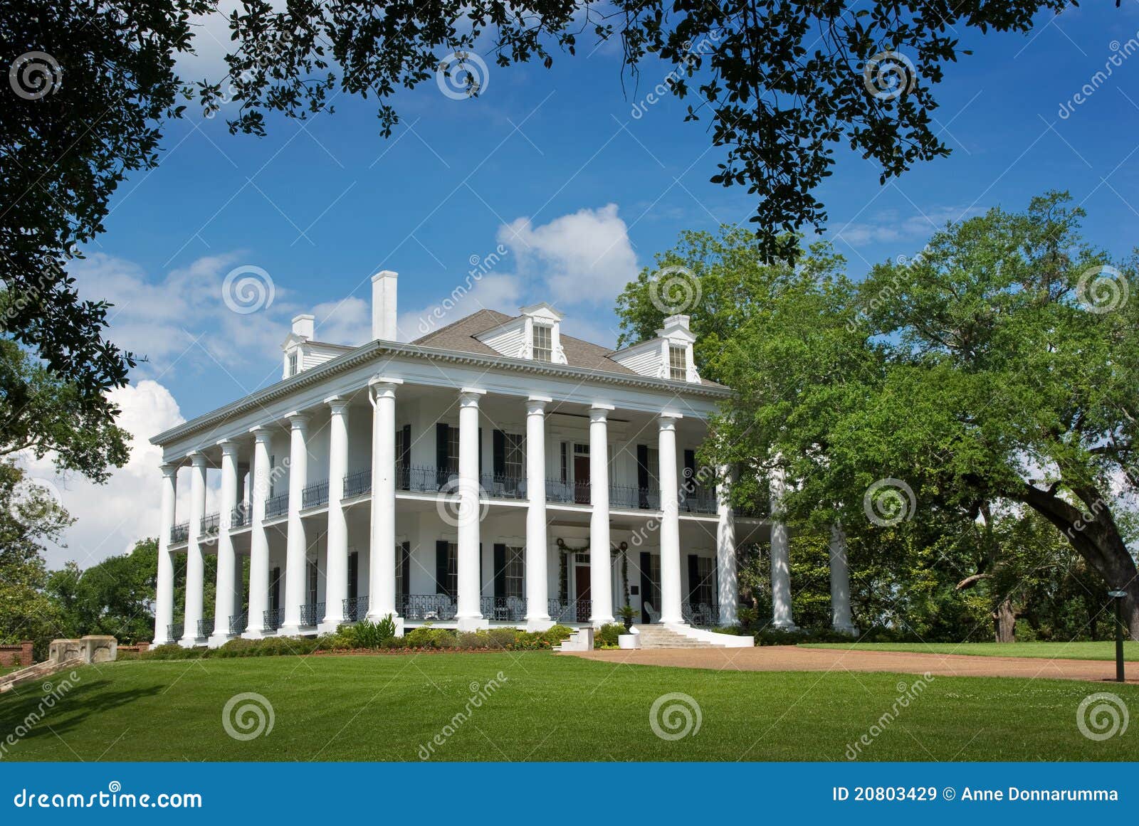 dunleith southern mansion