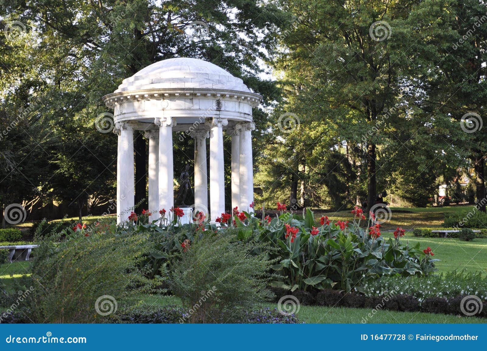 DuPont Mansion and Gardens stock photo. Image of style 16477728
