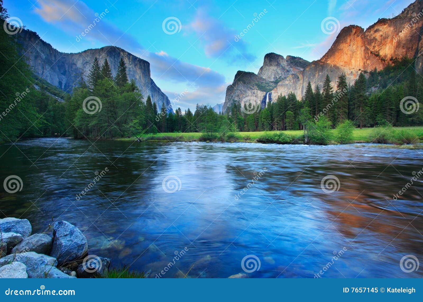 dusk at yosemite