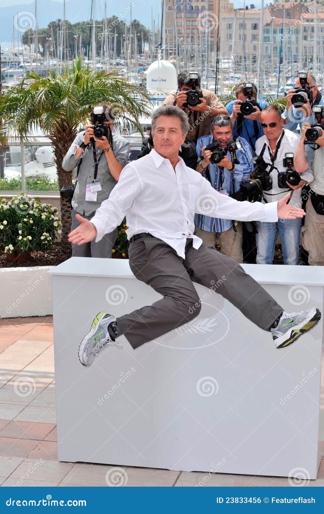 Dustin Hoffman editorial photo. Image of movie, featureflash - 23833456