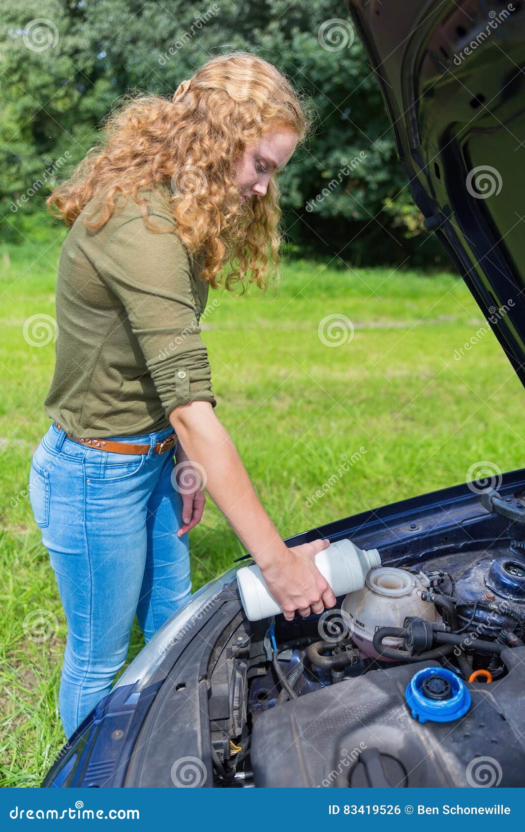 Lo mejor en la categoría «Engine coolant car» de imágenes, fotos de stock e  ilustraciones libres de regalías