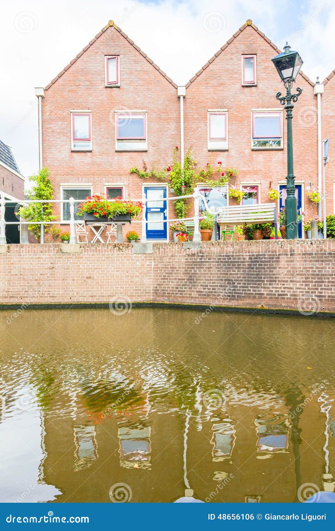 Dutch houses in Alkmaar editorial photo. Image of development 48656106