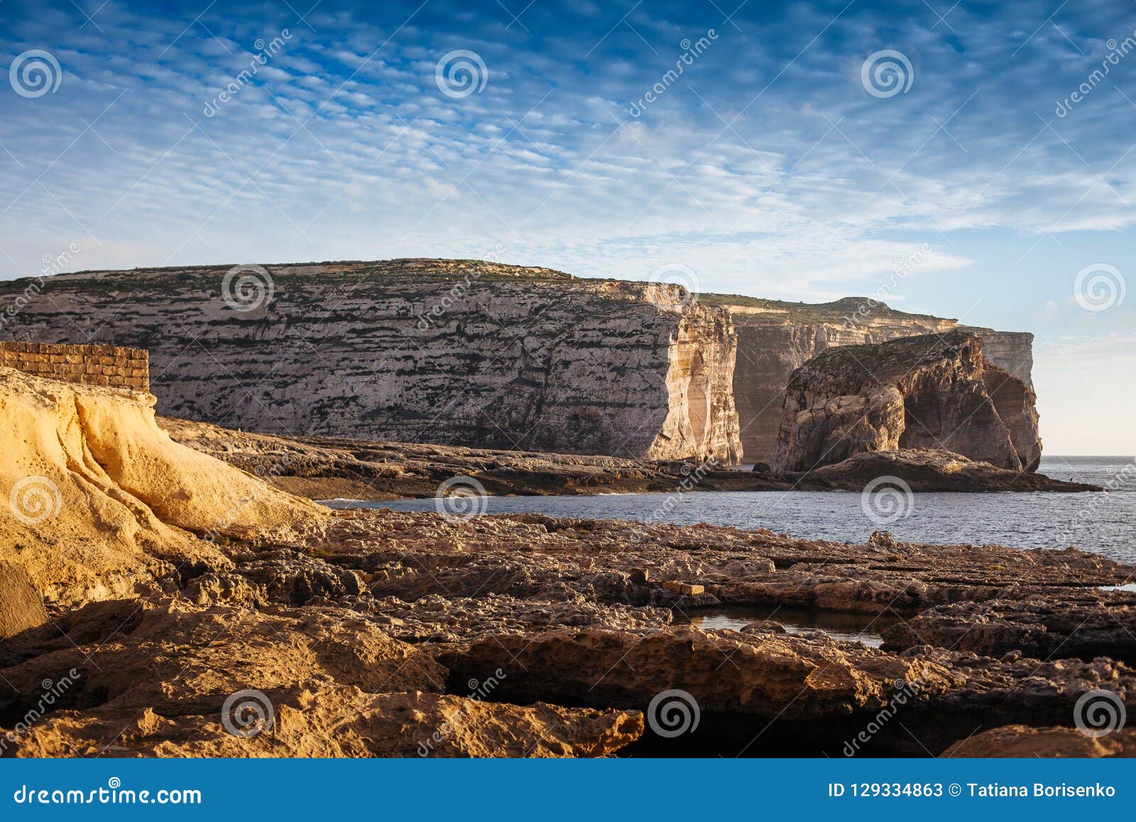 Dwejra Cliffs With Fungus Rock Stock Image Image Of Landmark Gozo