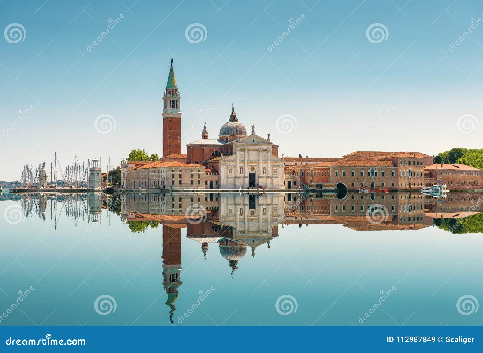 San Giorgio Maggiore Island in Venice, Italy Стоковое Изображение ...