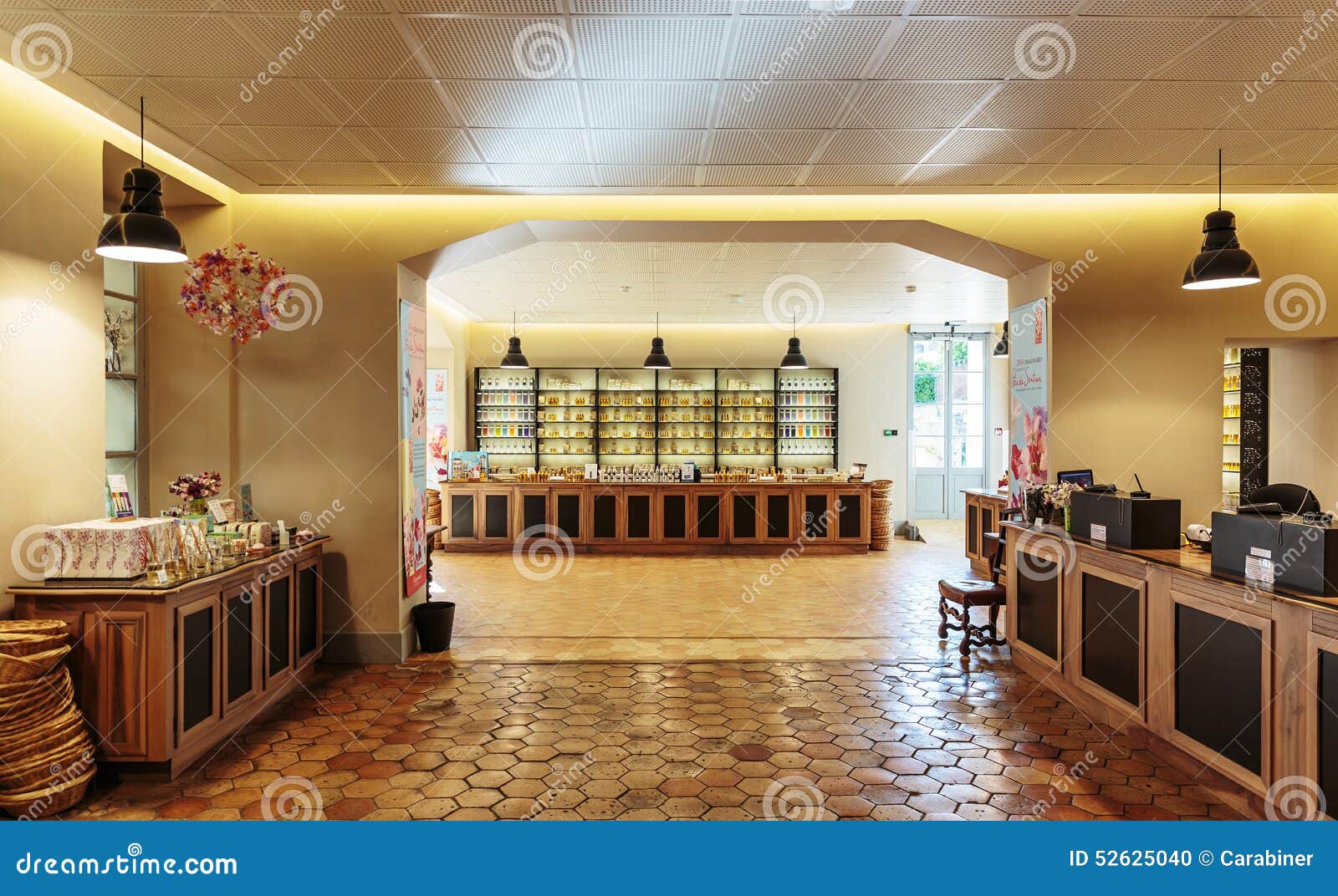 Presentation Fragrances Perfume To the Perfume Factory Fagonard ...