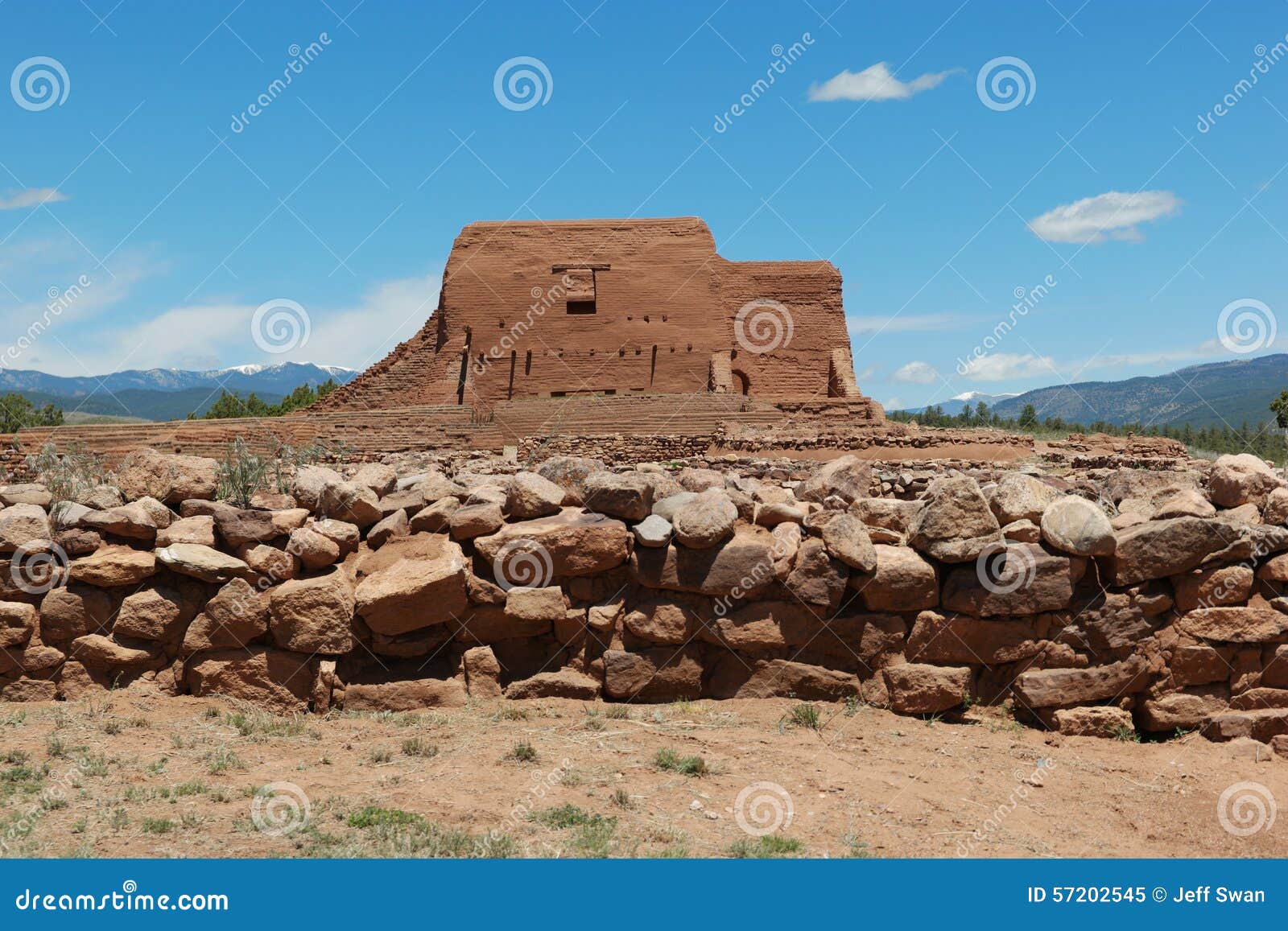 Ruins at Pecos stock afbeelding. Image of geschiedenis 57202545