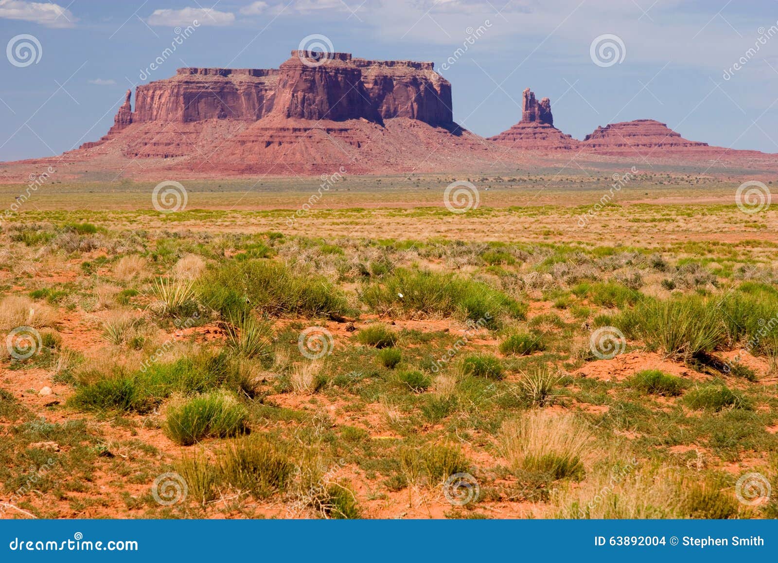 Eagle Mesa Sitting Hen Monument Valley Stock Photos Free & Royalty