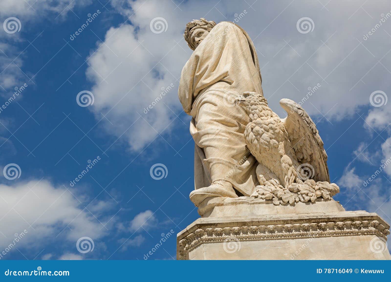 eagle and statue of durante degli alighieri, also called dante i