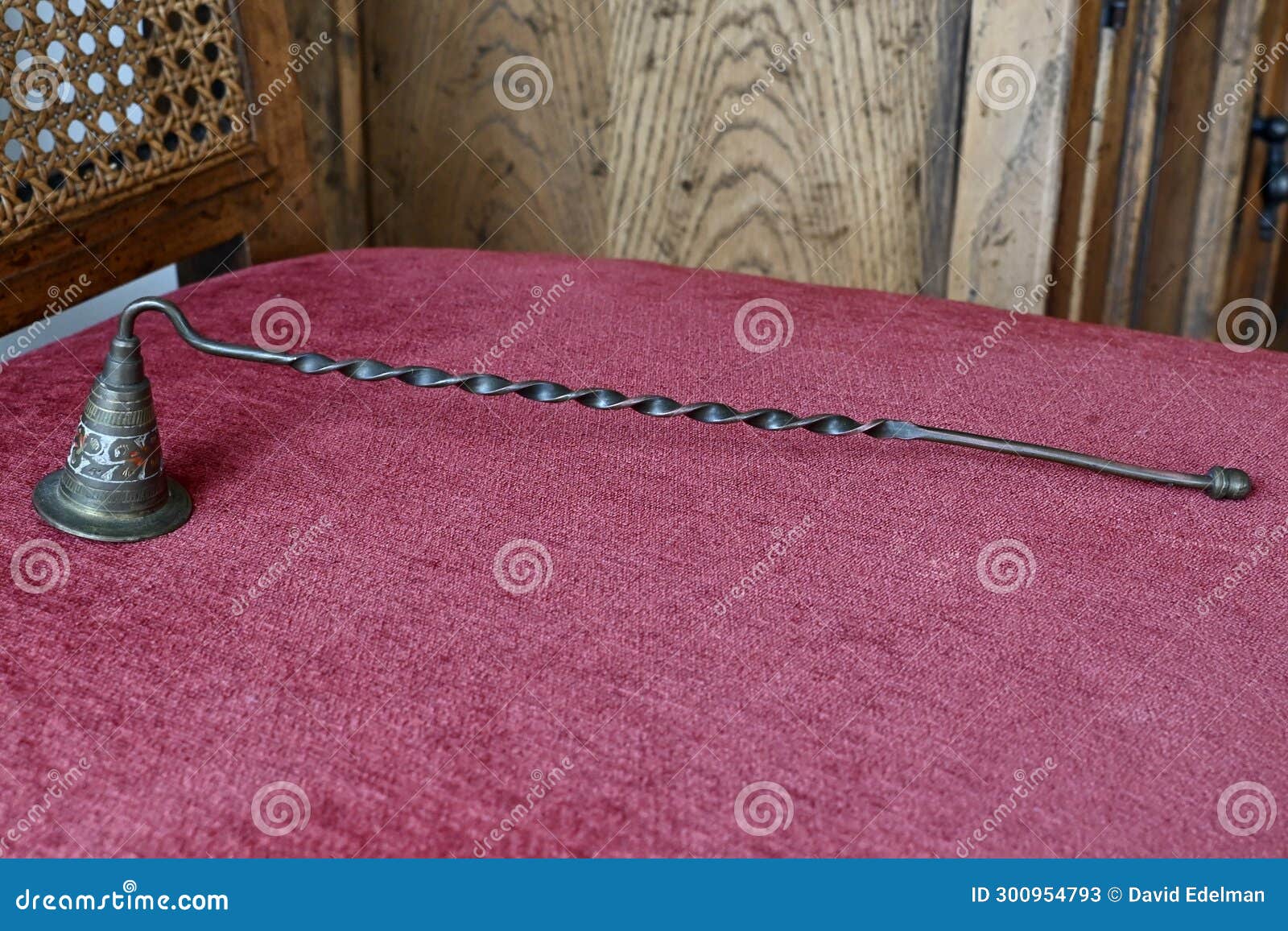 italian candle snuffer 3