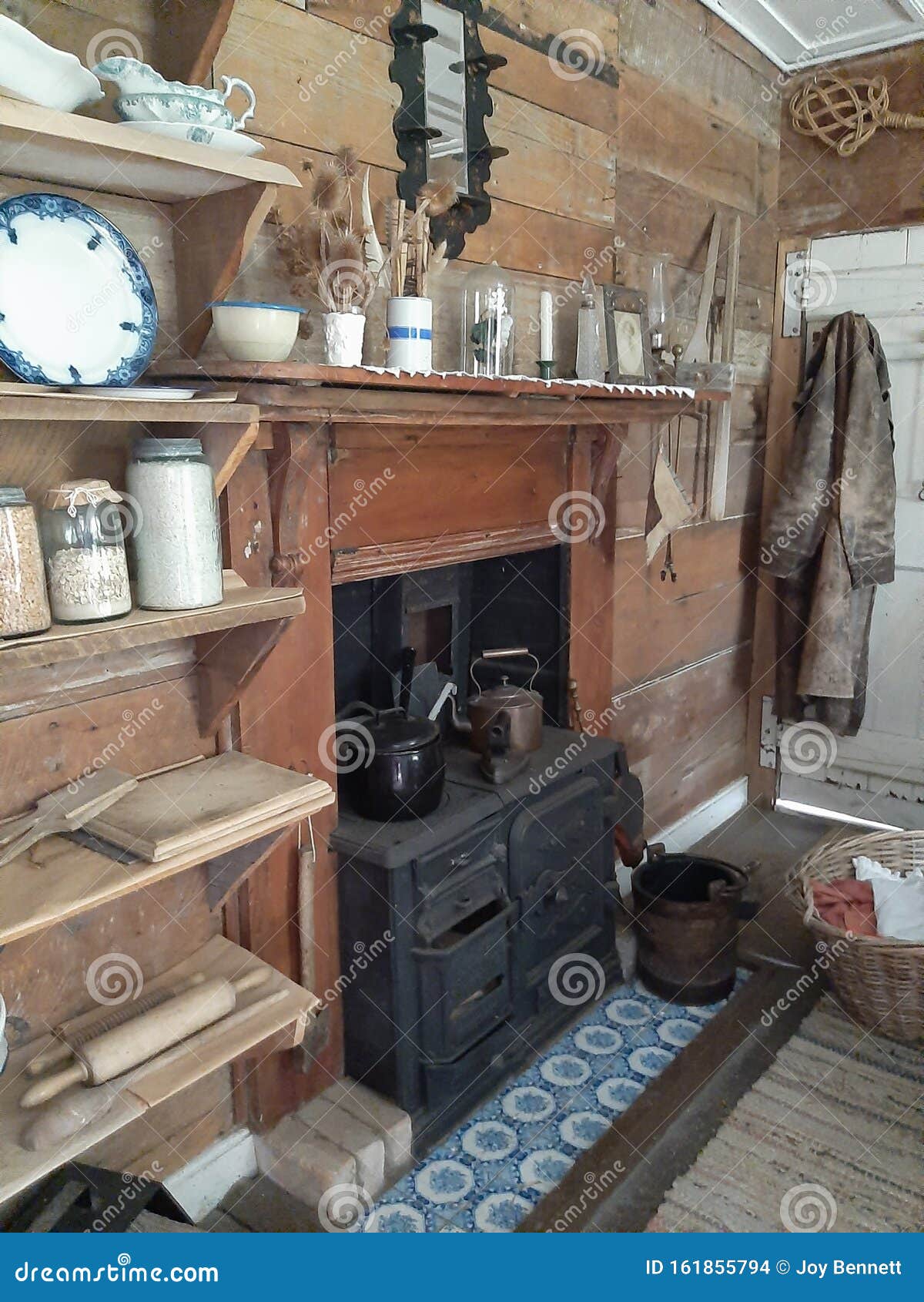 Early settler kitchen stock photo. Image of stove, kitchen 161855794