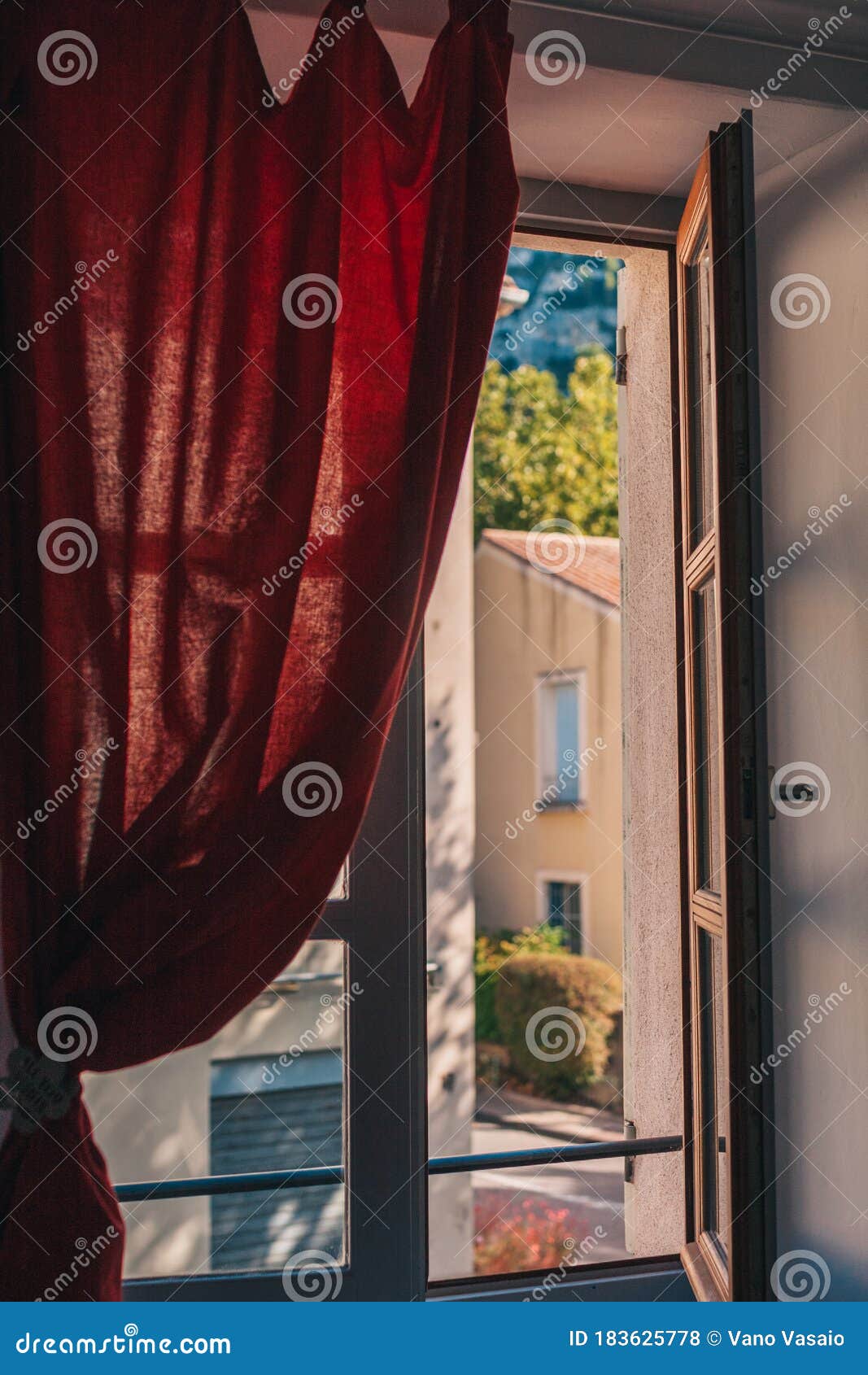 Early Sunny Morning, The Red Curtain Is Pushed Aside To Let In Bright ... Open Window At Morning
