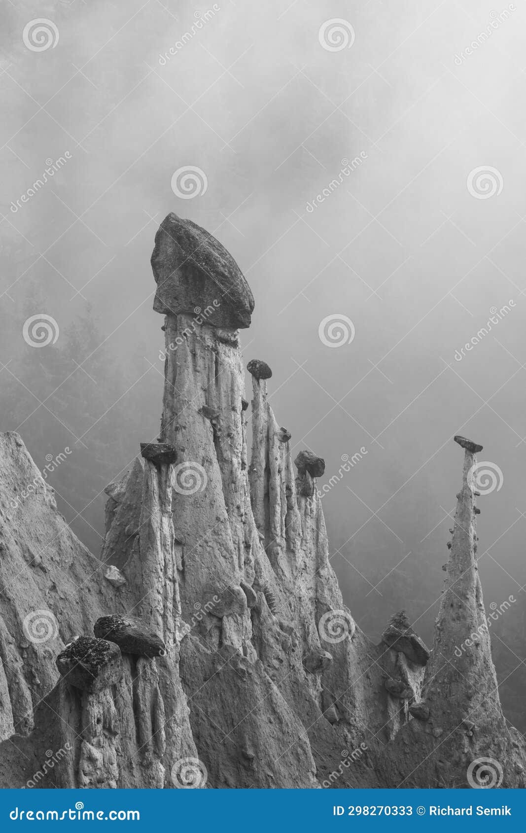 Earth Pyramids of Platten (Erdpyramiden - Piramidi Di Plata) Near ...