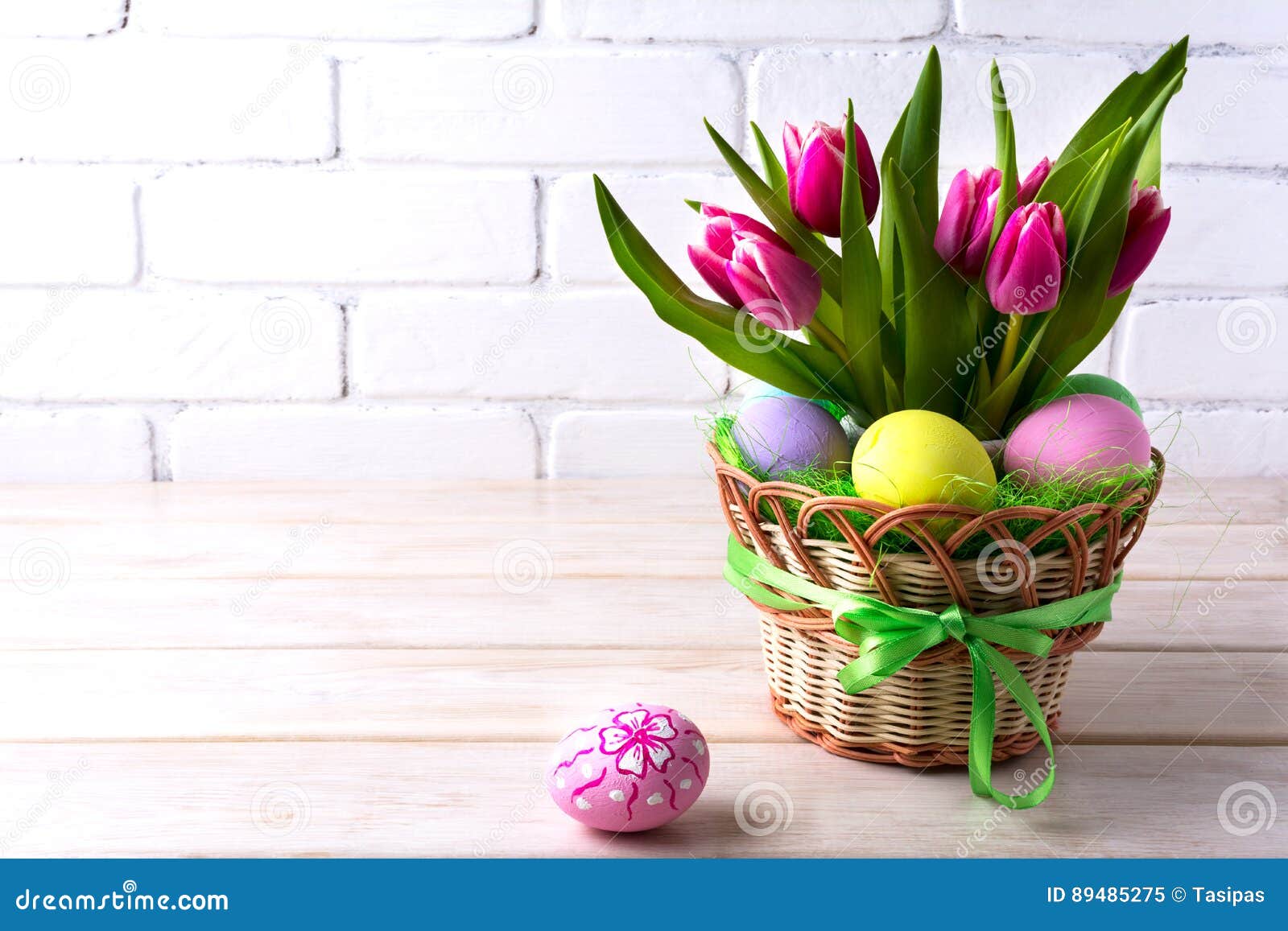 Easter Table Centerpiece with Pink Tulip Stock Image - Image of card ...
