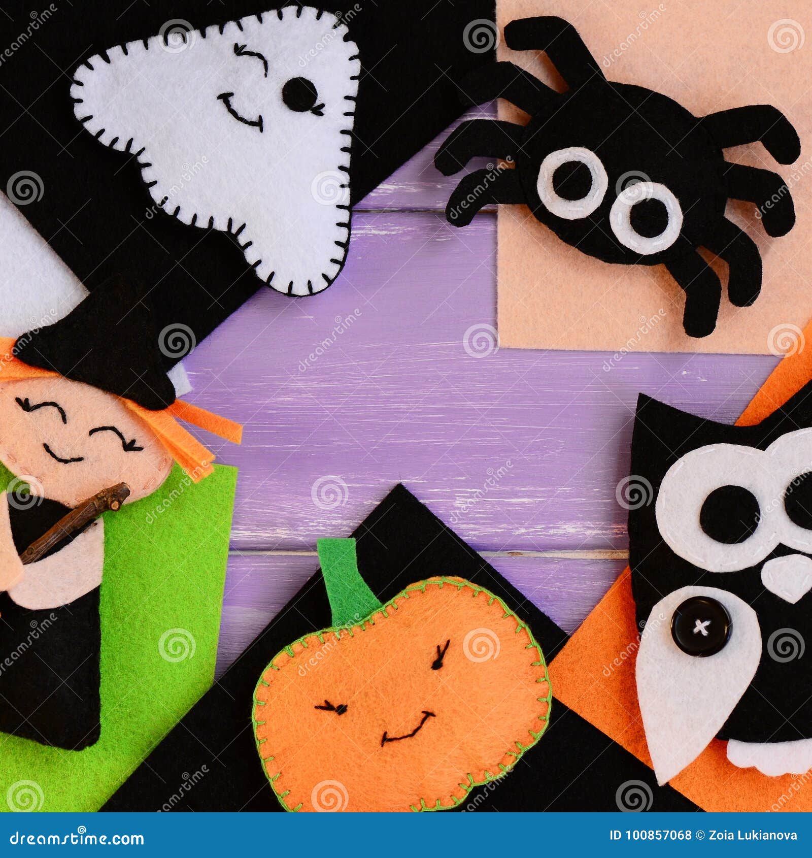 Materialismo Rendición Melodramático Halloween Crafts Made of Felt. Felt Witch, Ghost, Owl, Spider, Pumpkin  Decorations. Felt Halloween Handmade Decorations Set Stock Photo - Image of  black, handmade: 100857068