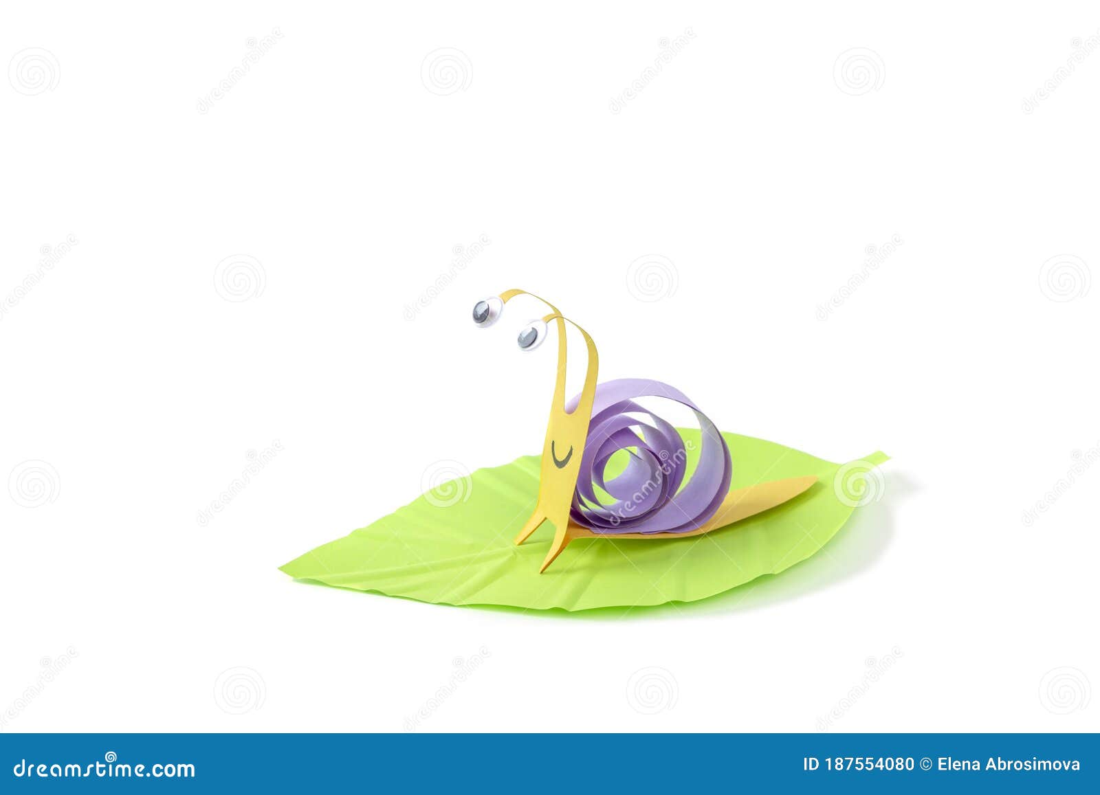 easy snail paper roll craft concept for kid and kindergarten, spiral, master class