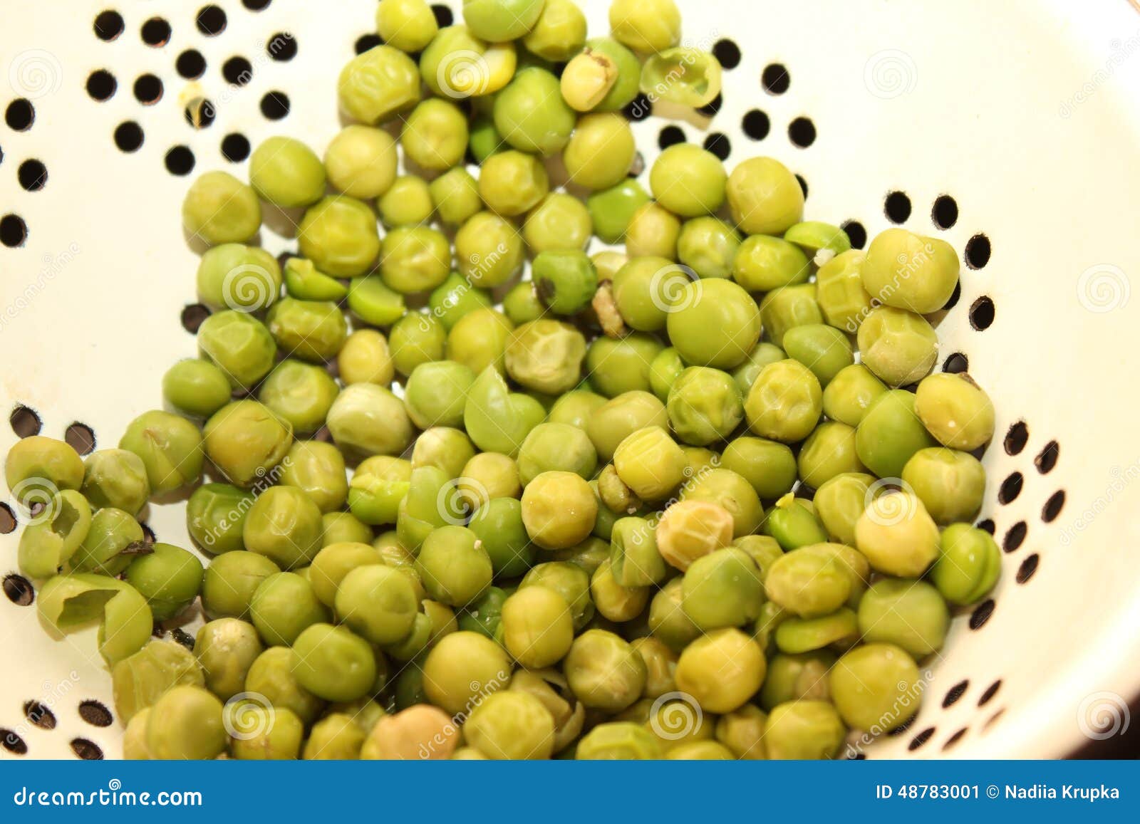 Eating, green peas stock image. Image of husk, conservation 48783001