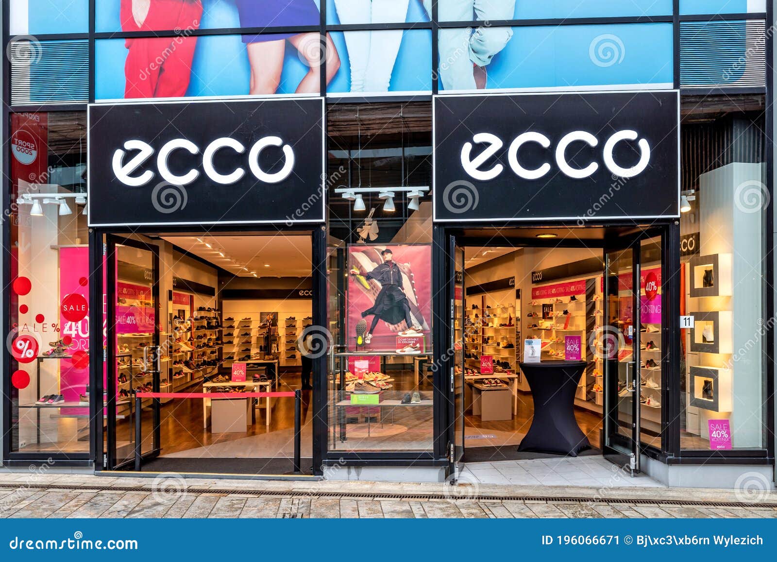 Ecco Shop Photos - Free \u0026 Royalty-Free 